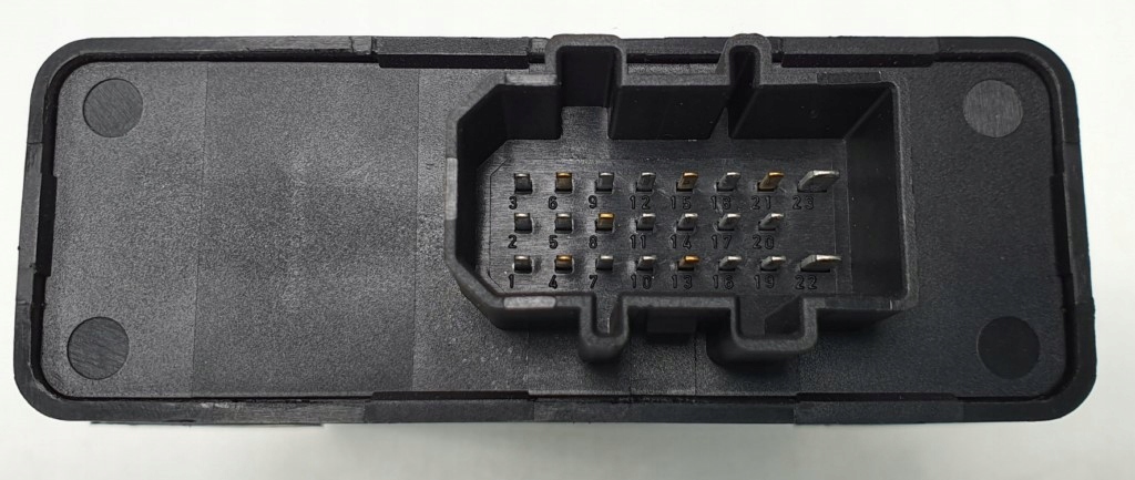 MODUŁ ZAWIESZENIA ASTON MARTIN RAPIDE 8D3314C540AA Numer katalogowy części 8D33-14C540-AA