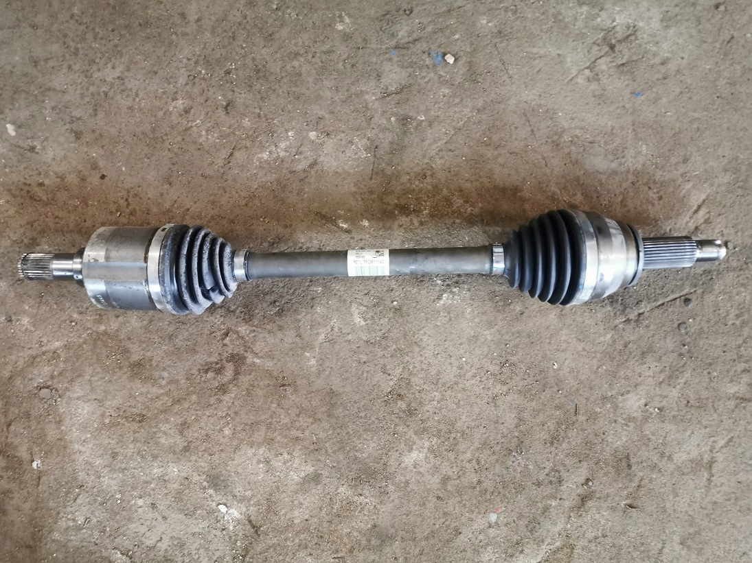 ПОЛУОСЬ ЛЕВА HYUNDAI KONA ЭЛЕКТРИЧЕСКИЙ-KROTKA