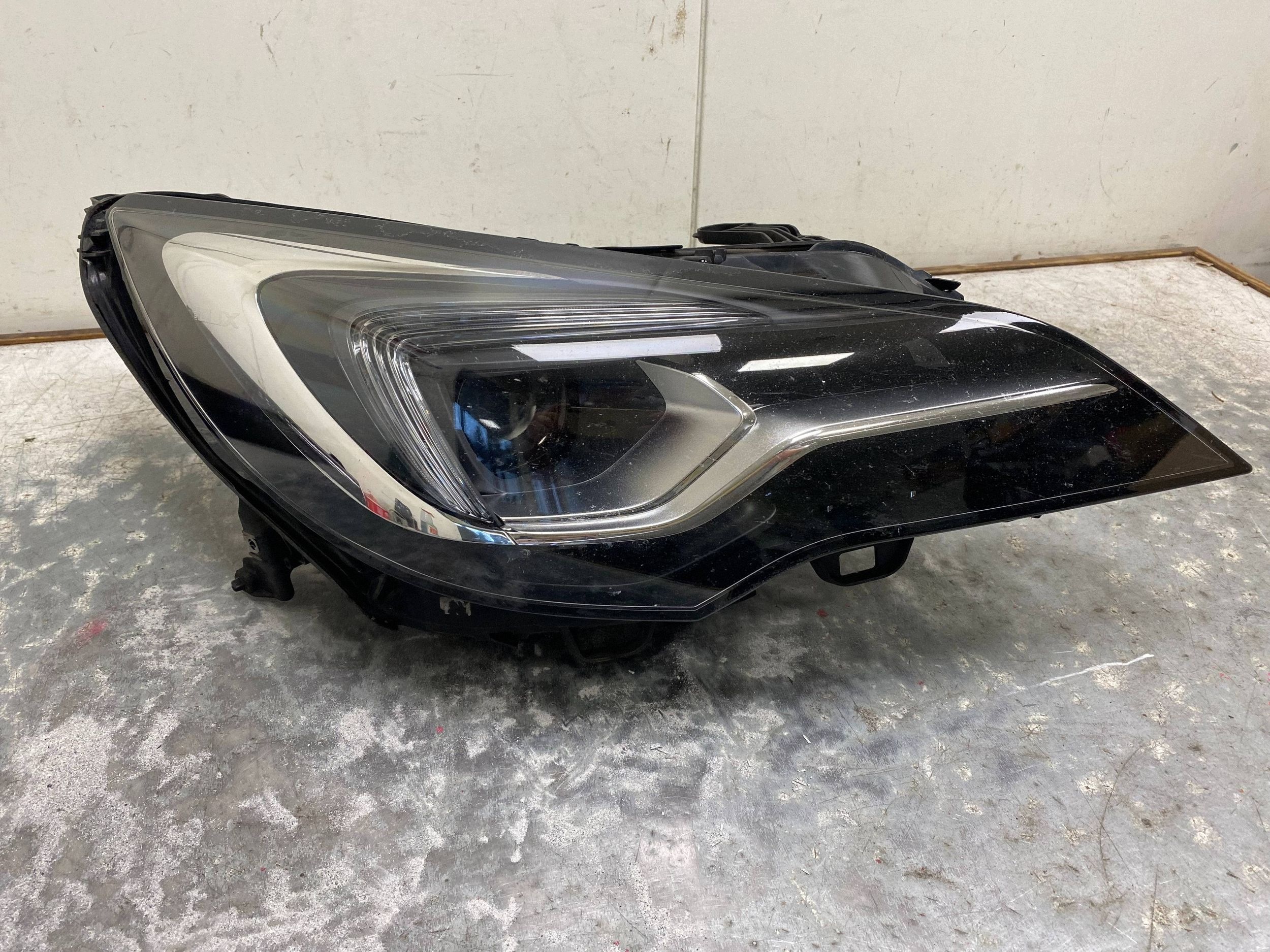 OPEL ASTRA K complète feu droite avant FULL LED INTELLI LUX 39077807