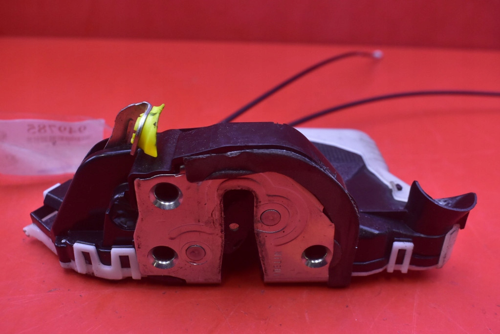 lock door left front front EU TOYOTA YARIS 3 III 10-14