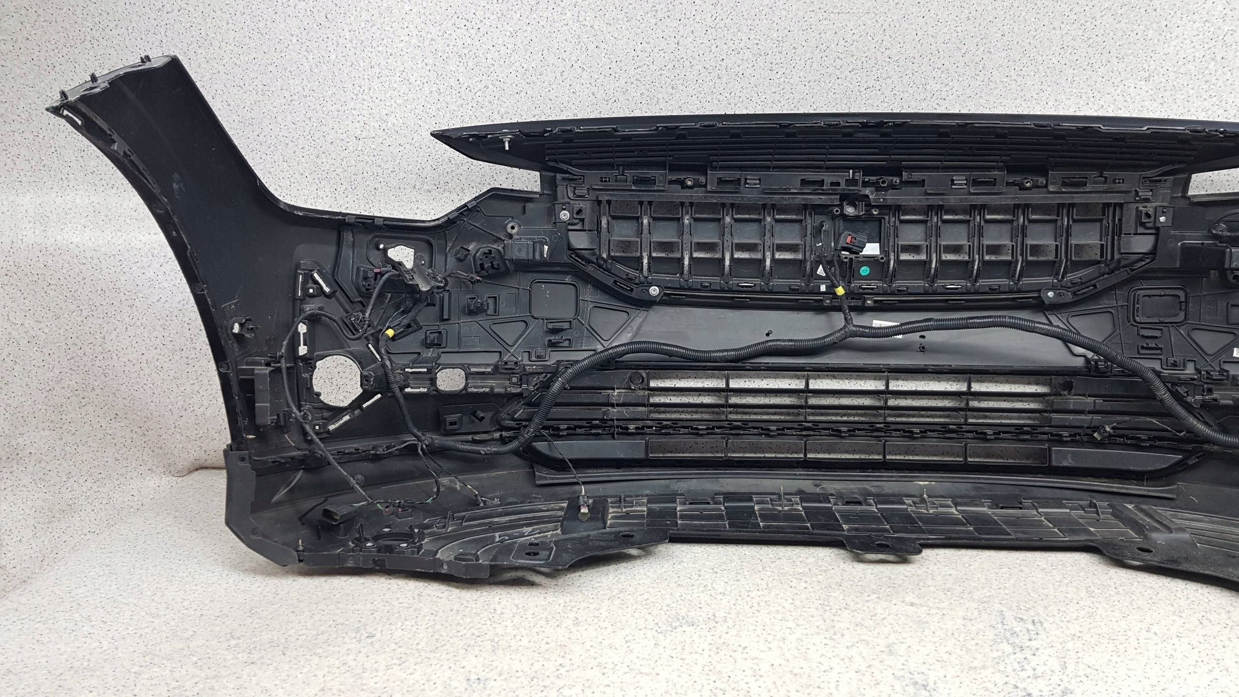 Polestar 2 2020r front bumper 31690327