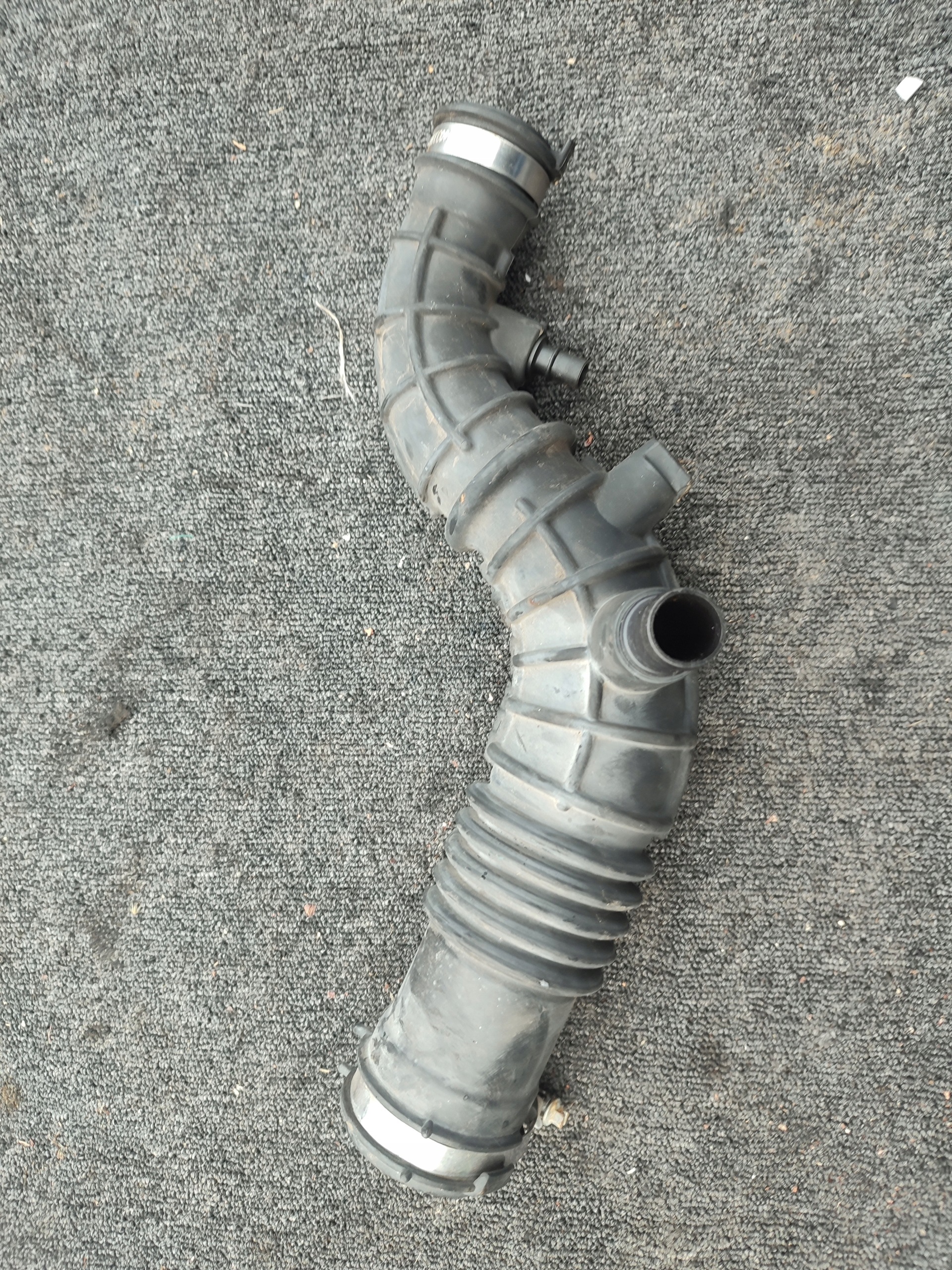 hose air RENAULT MEGANE III 1.2 TCE 165761904R