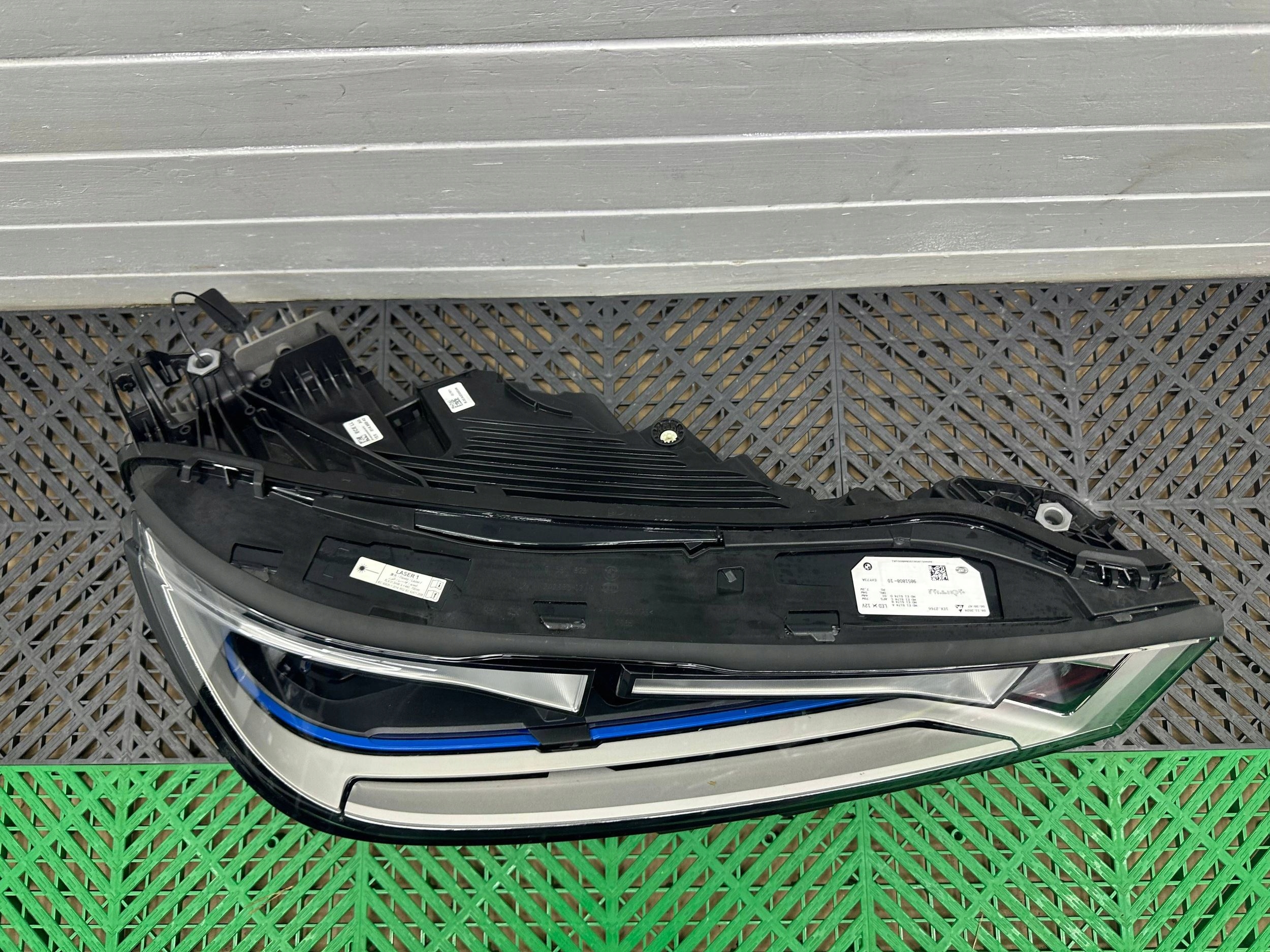 Reflektor Droit Bouche buse BMW iX 9851808