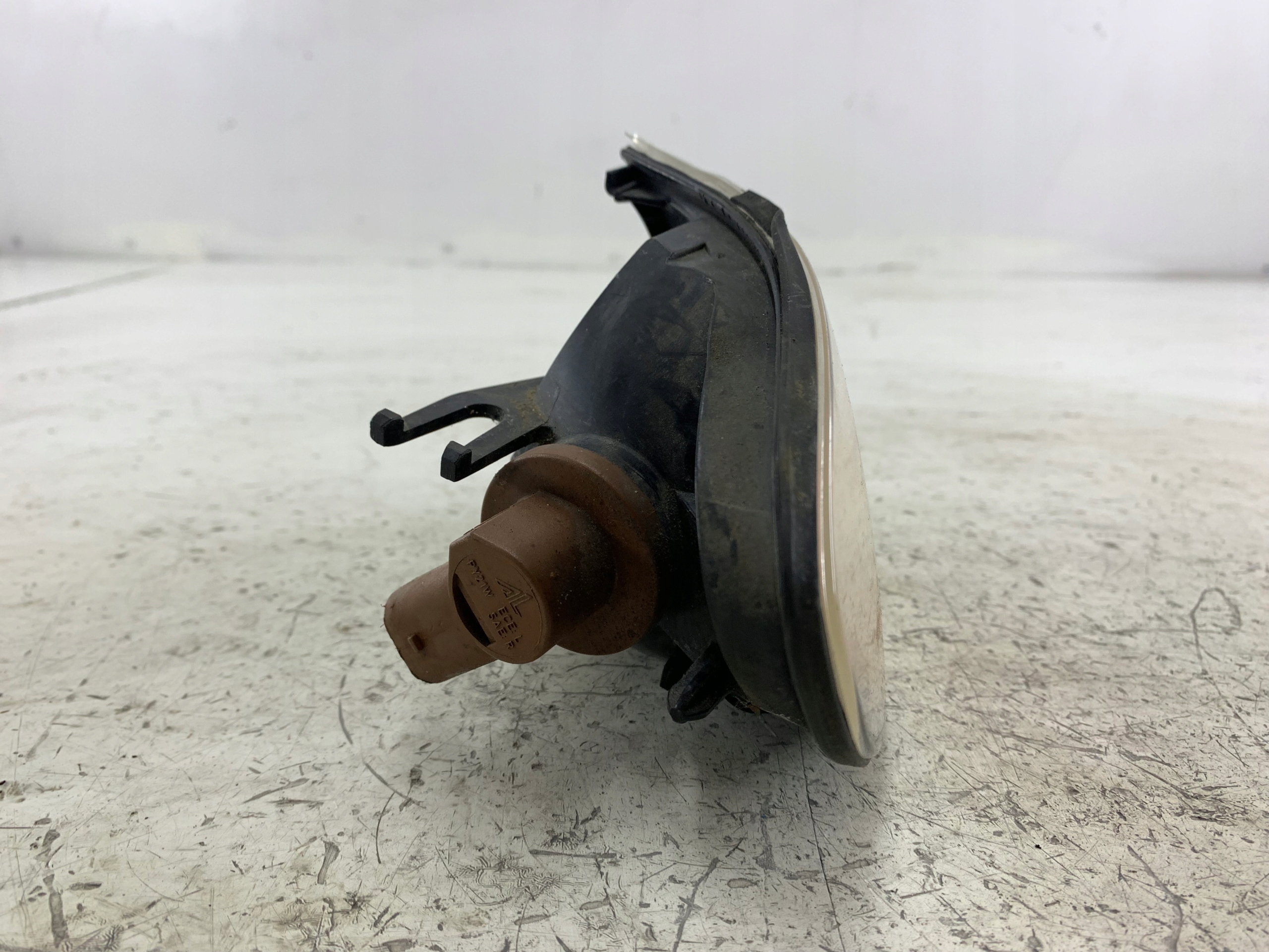 BMW E46 LIFT indicator right POMARANCZOWY 6910980