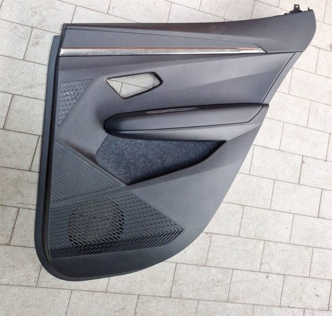 side door przednich front side right Renault Megane E-Tech