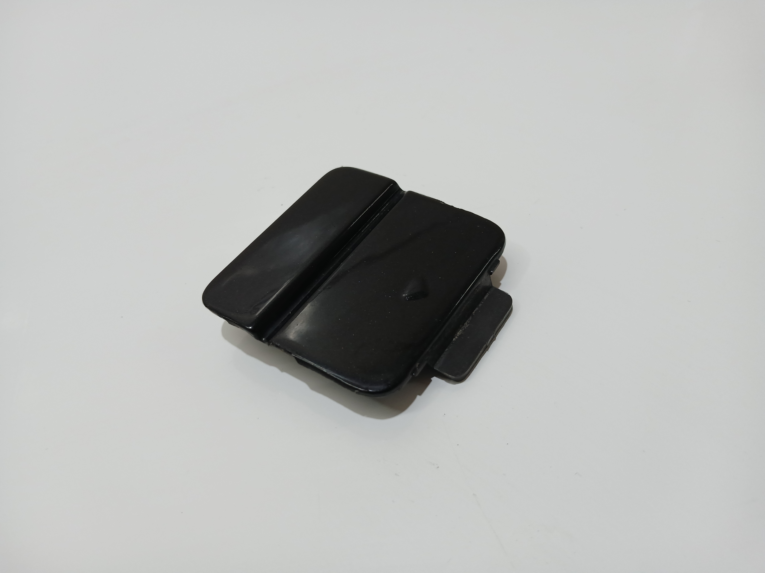 Abschleppöse der Stoßstange heck BMW E60 PRE LCI 7033711 (4824840) 475