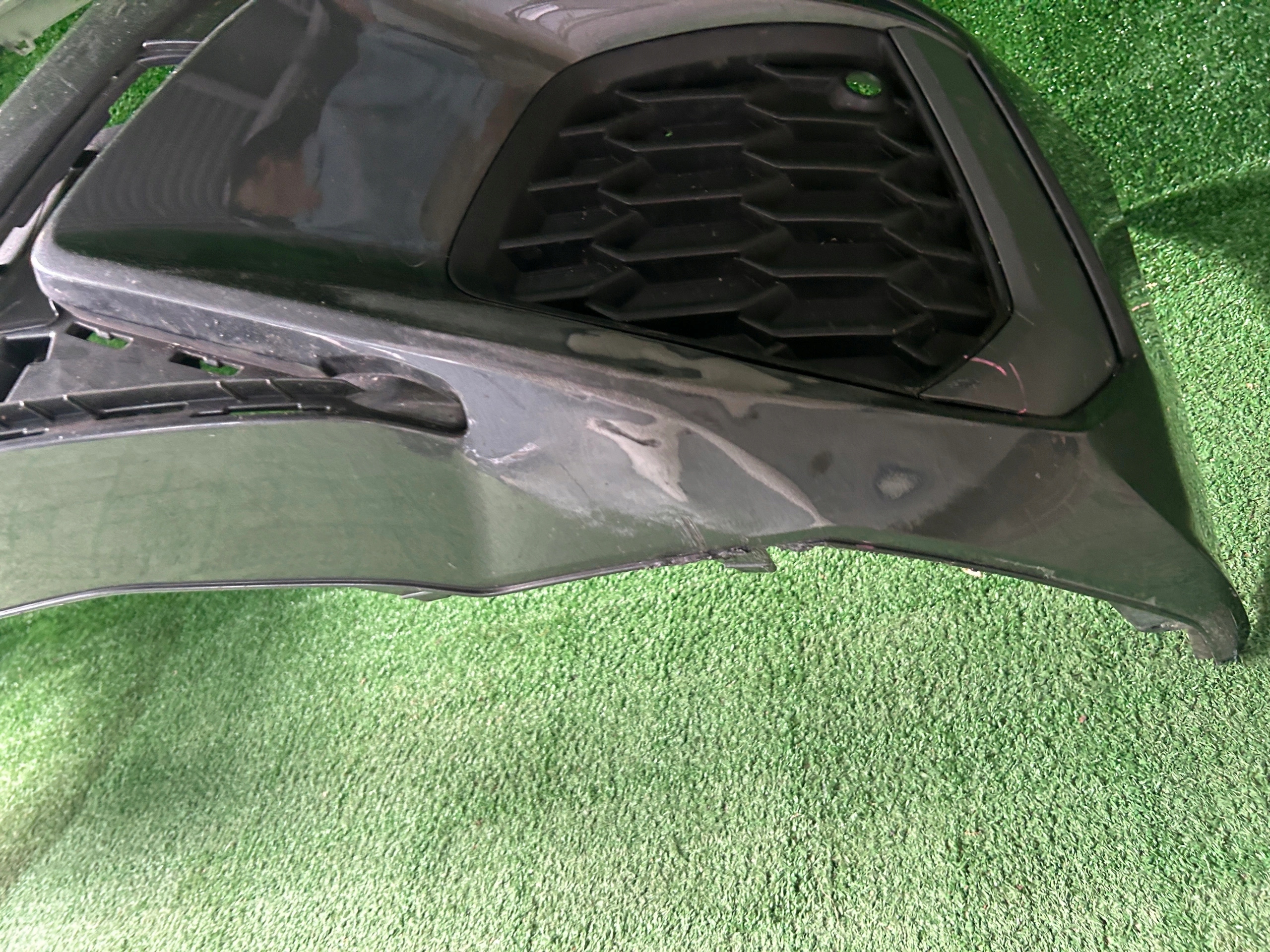 Audi A3 8Y S line bumper front front