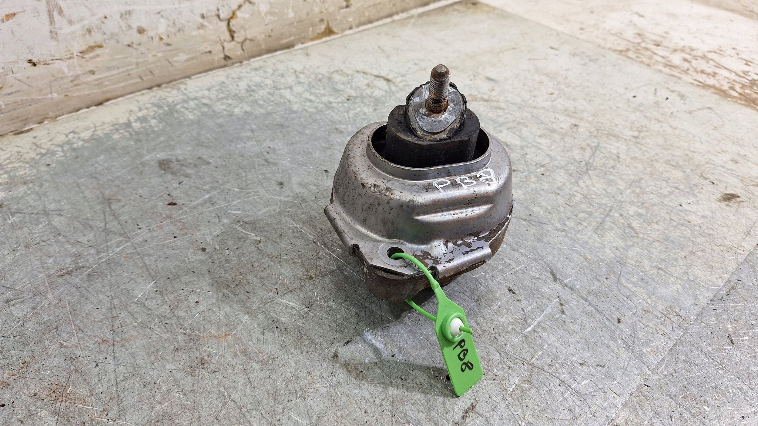 engine mount right 3400342 BMW X3 E83 LCI