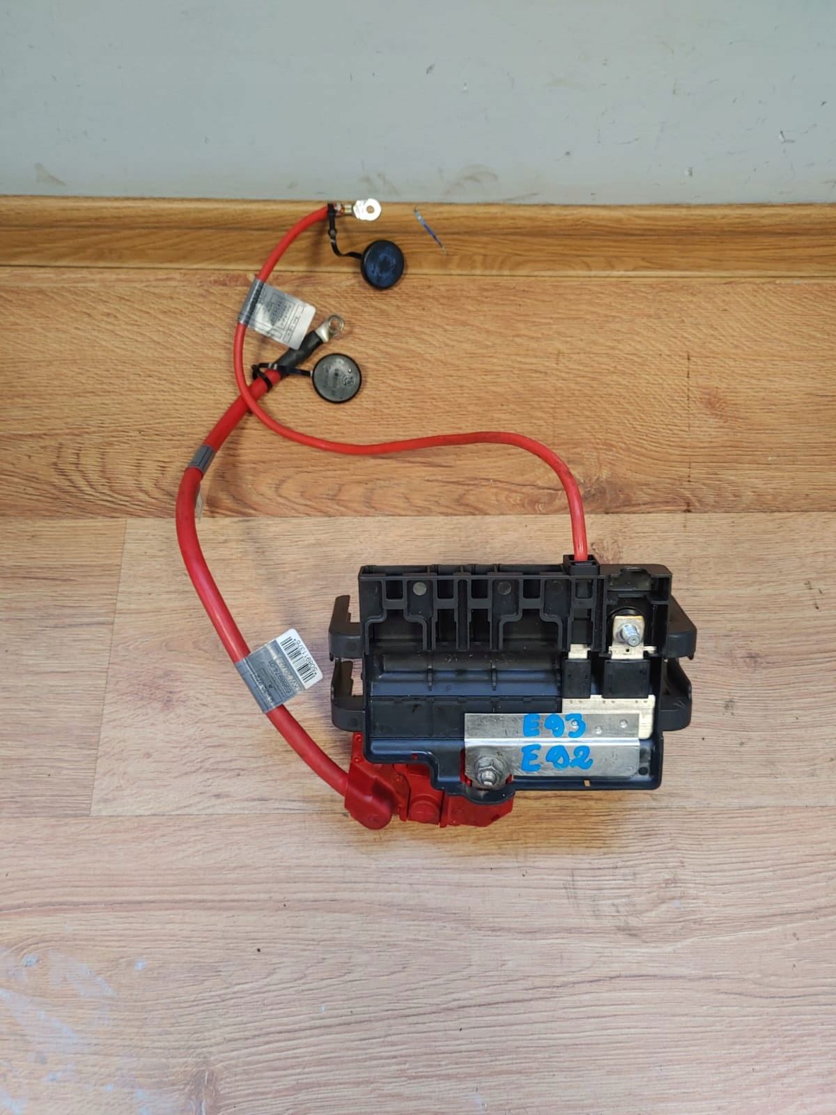 BMW E92 E93 Клема плюс 6988974