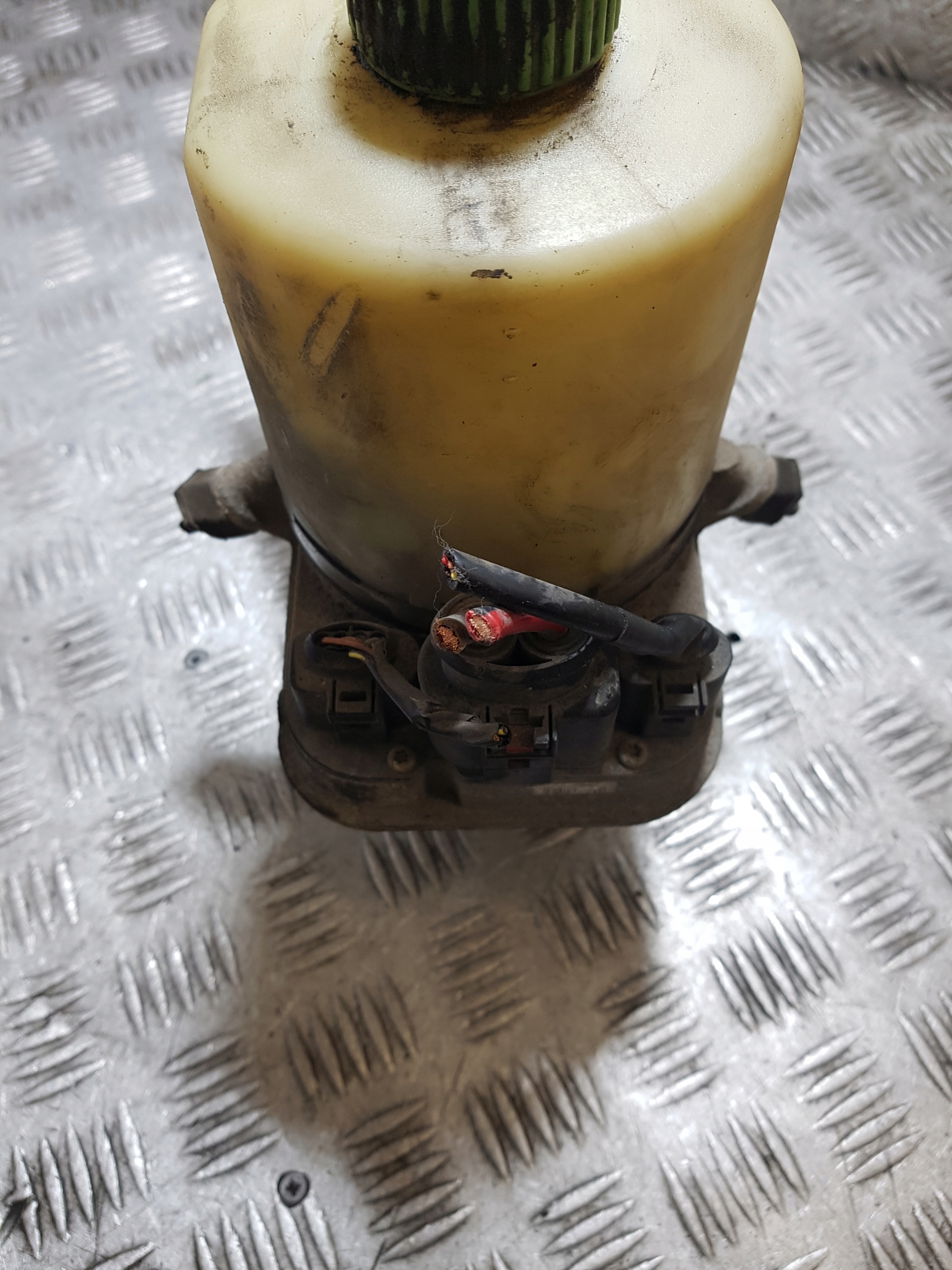 servo pump electrical SKODA FABIA 2 6Q1423051CB