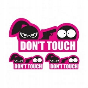 

Don't Touch Ona naklejka