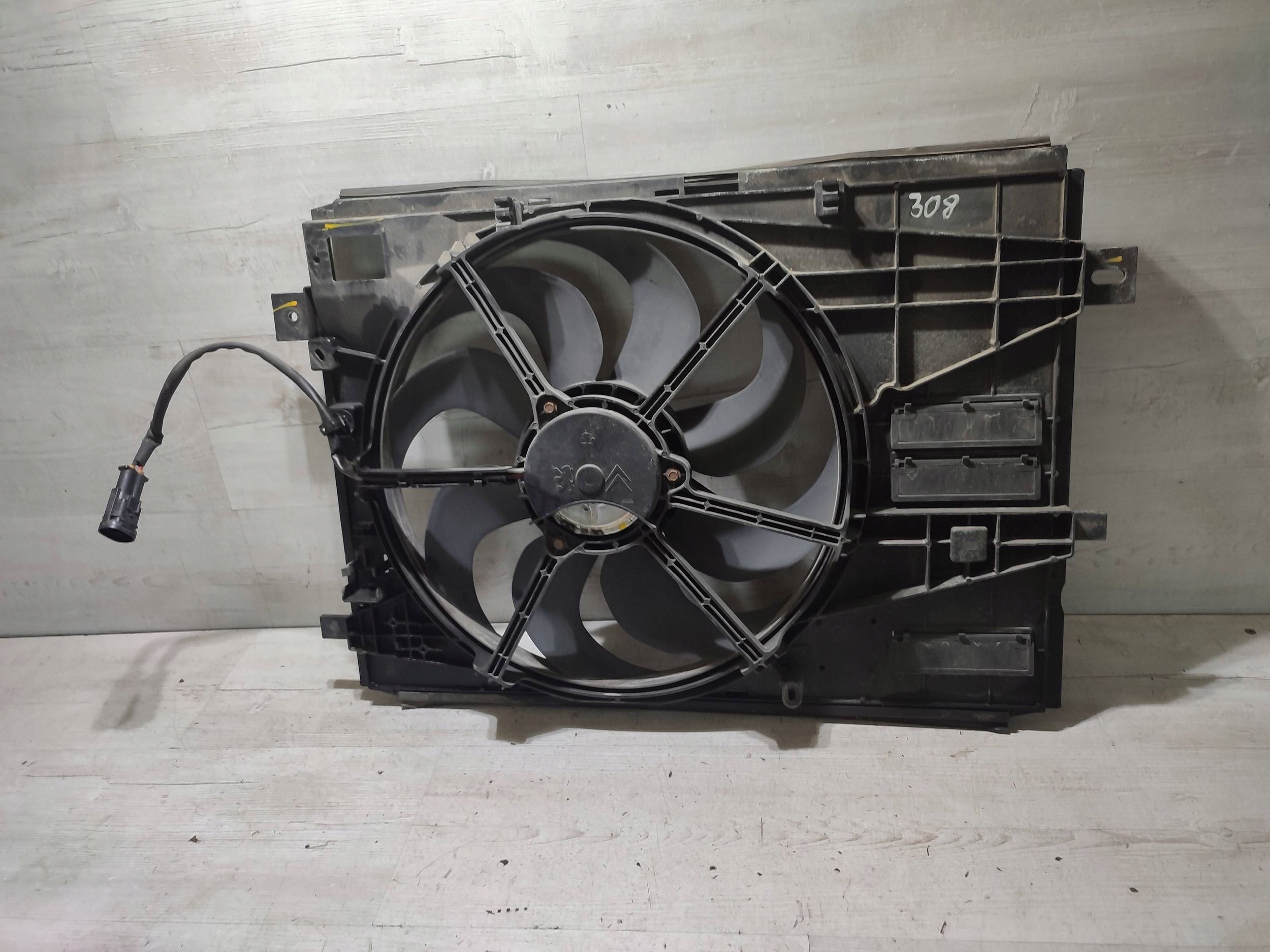 Peugeot 308 2019 electrical radiator fan