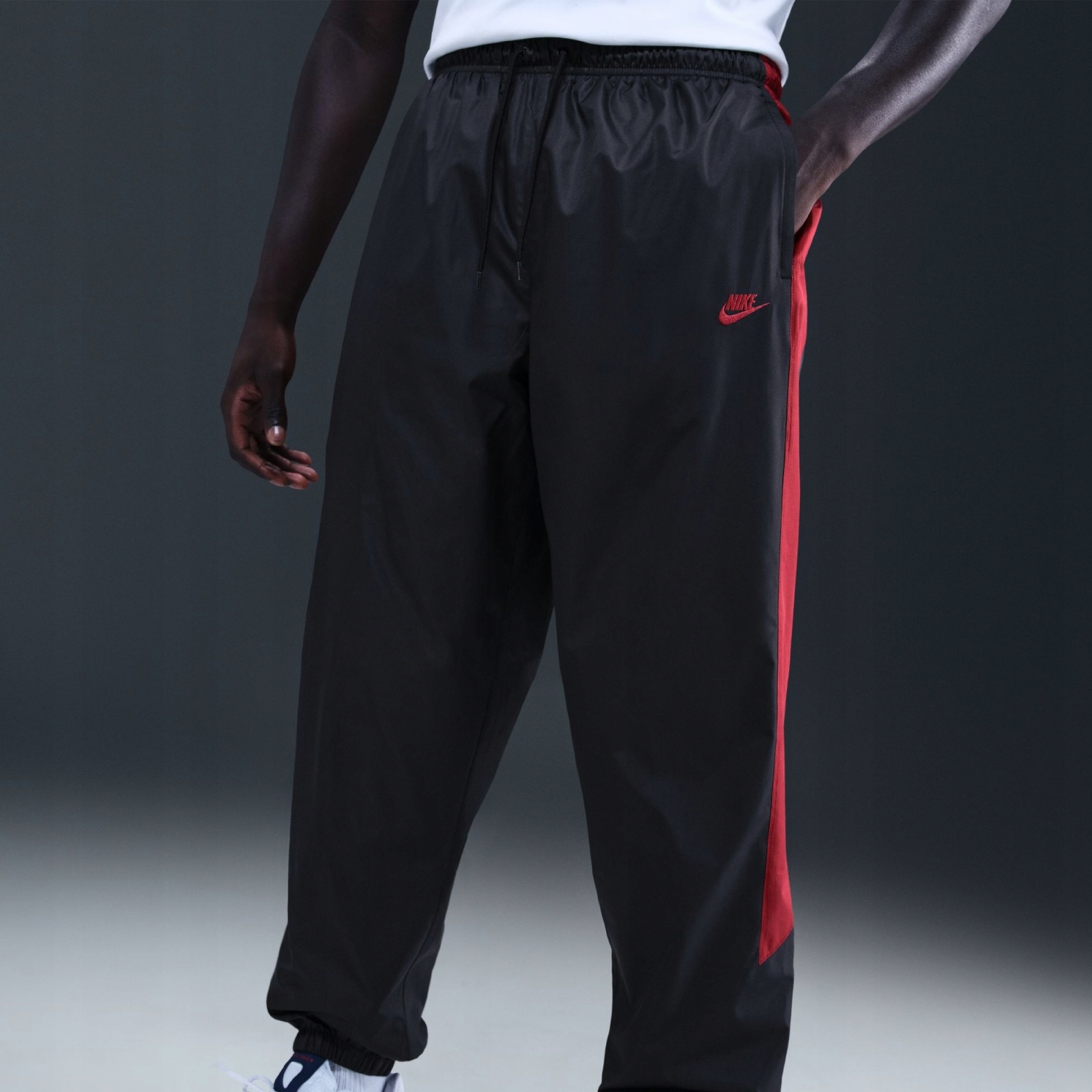 Pánské tepláky Nike Windrunner Mens Lined Pants