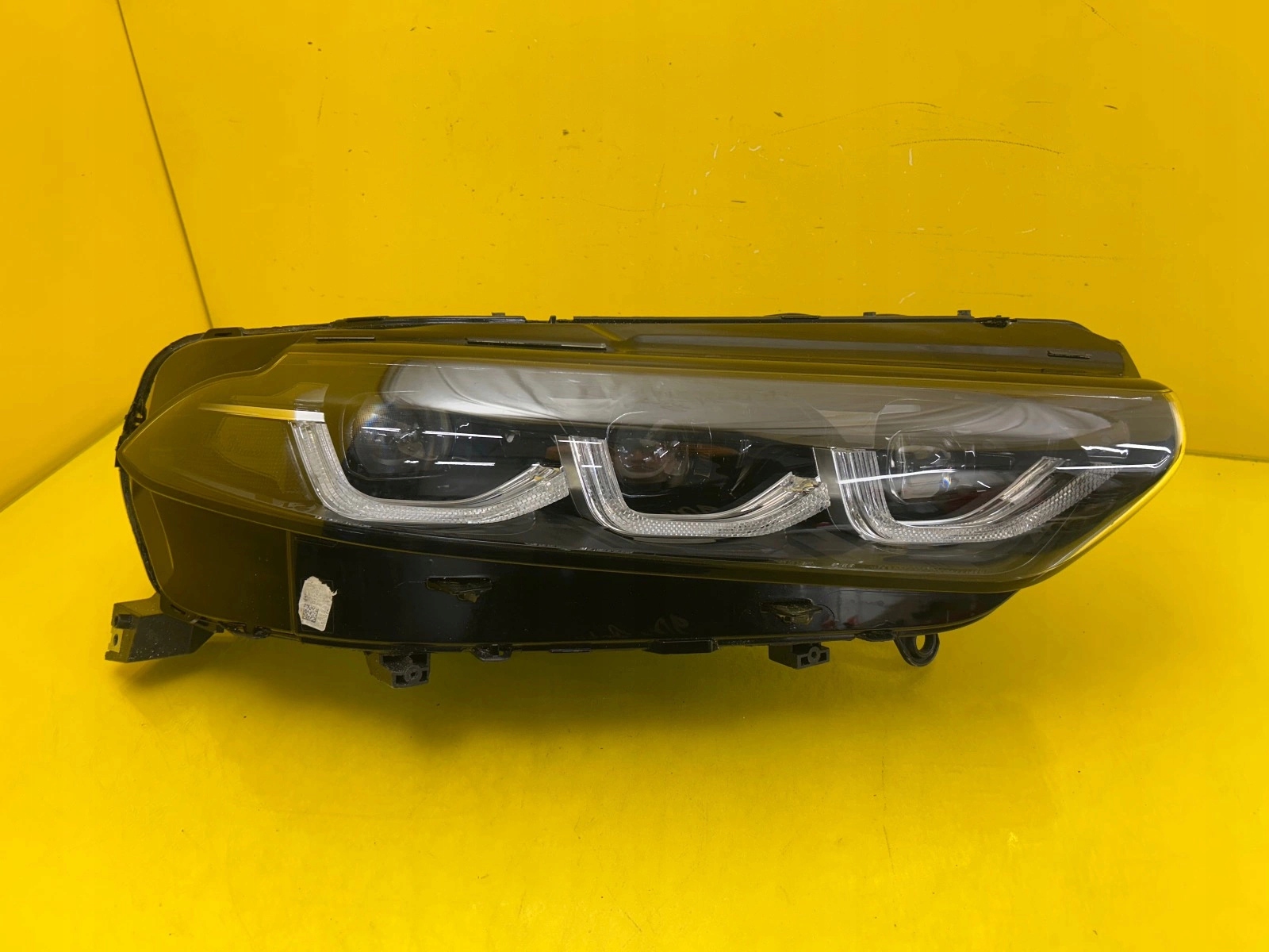 light right front Alfa Romeo Tonale Full Led 00505643990