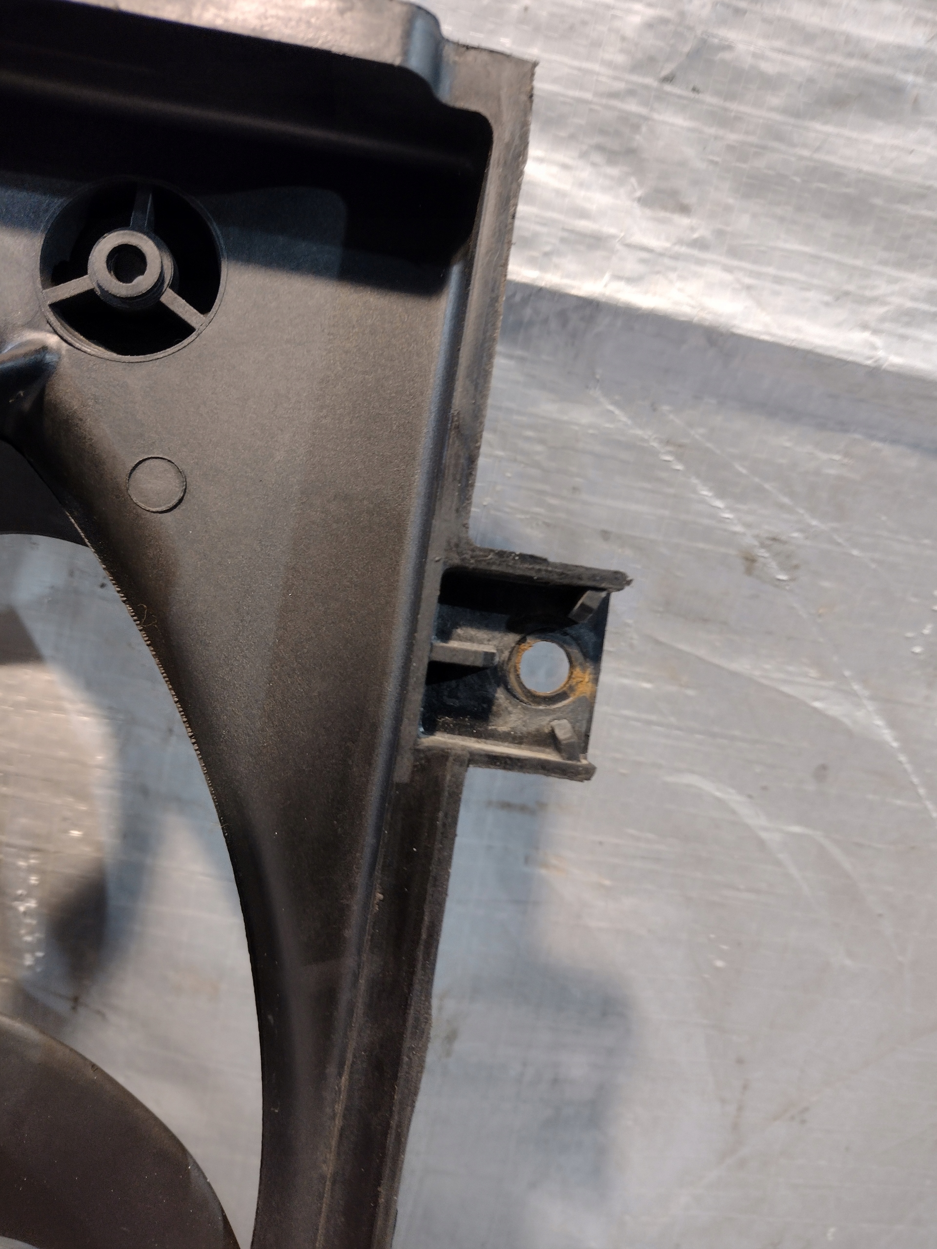 VENTOLI radiatore Volkswagen Touran e 1,9TDI