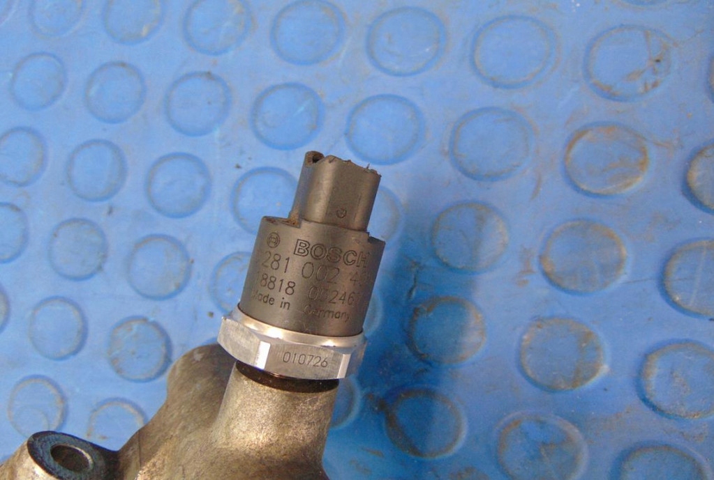 renault ESPACE IV 2005r 2.2 топливная рейка 0445214025