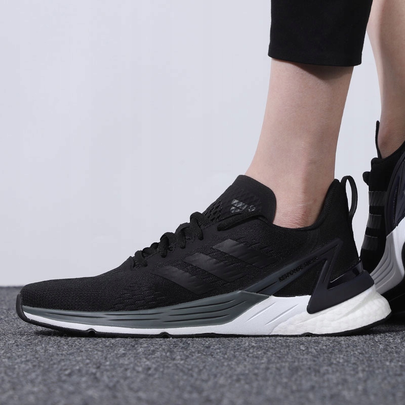 BUTY SPORTOWE DAMSKIE ADIDAS RESPONSE SUPER 38 2/3 Wysokość niskie