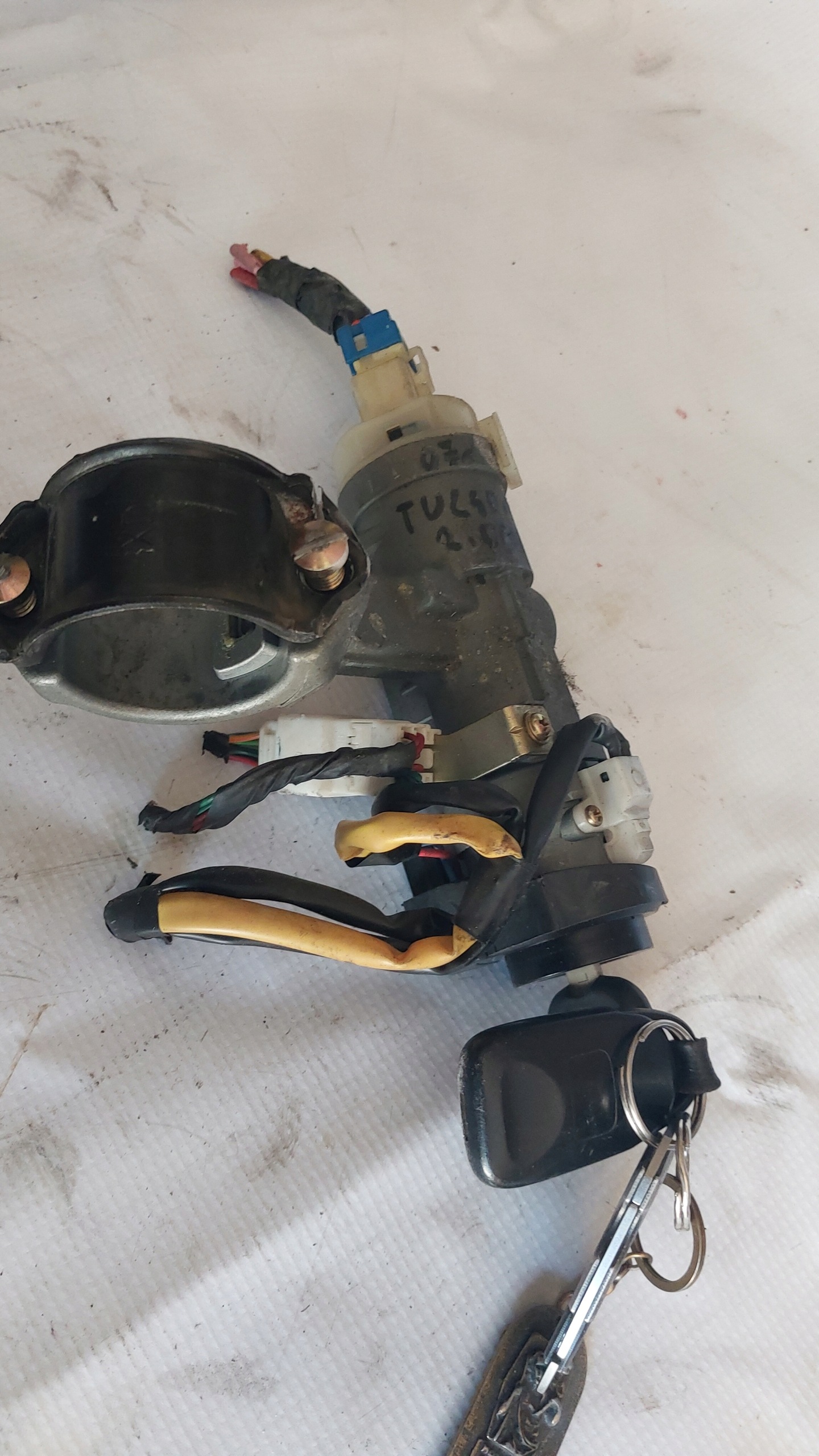HYUNDAI TUCSON and 04-10 R. 2,0 CRDI ignition complete key