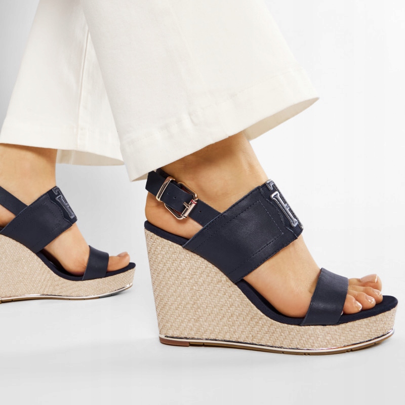 Tommy Hilfiger Kotníkové Sandály FW0FW05599 R 40