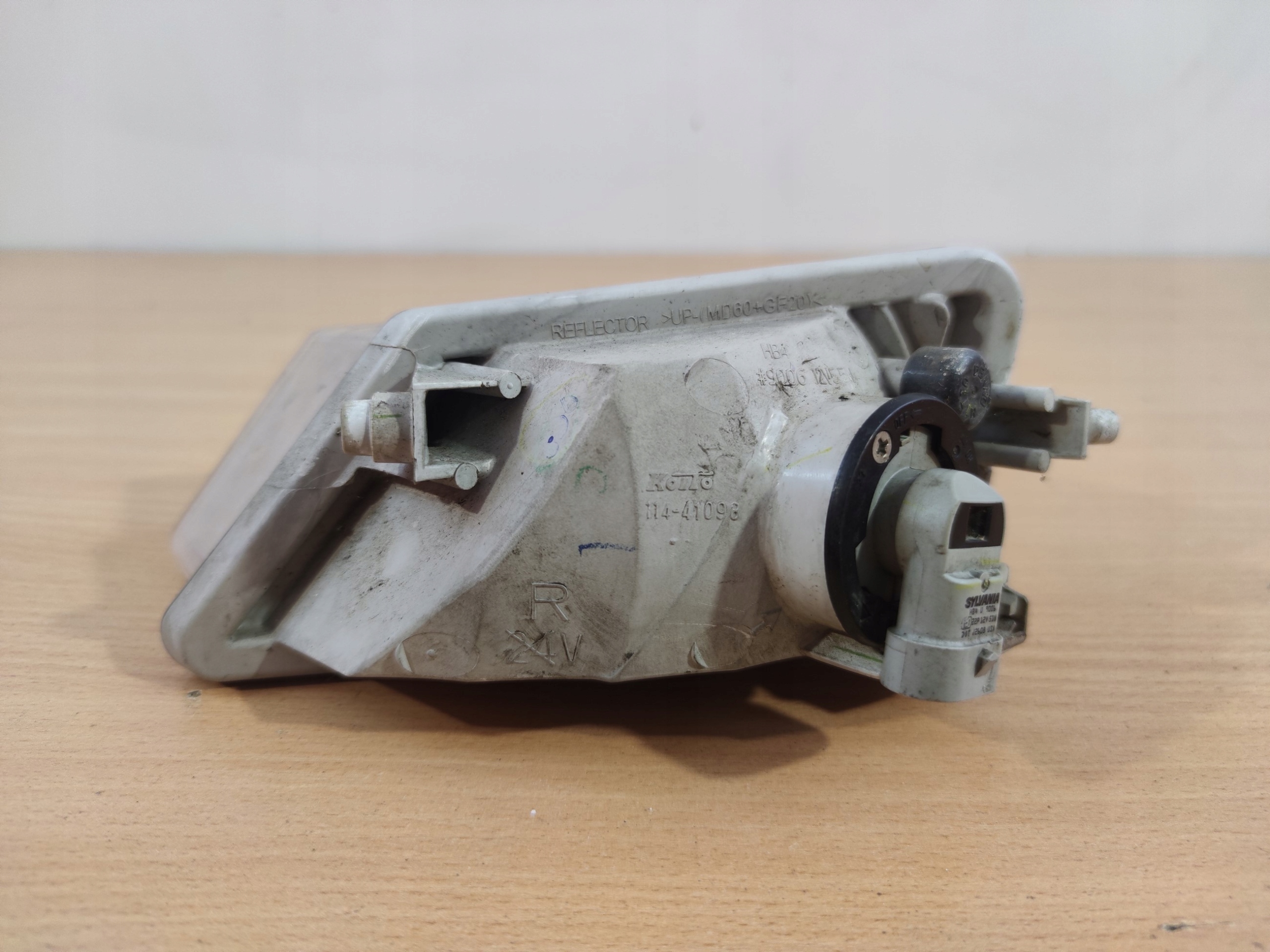 MAZDA 09-13 ROK rechts Nebelscheinwerfer Original KOITO RH