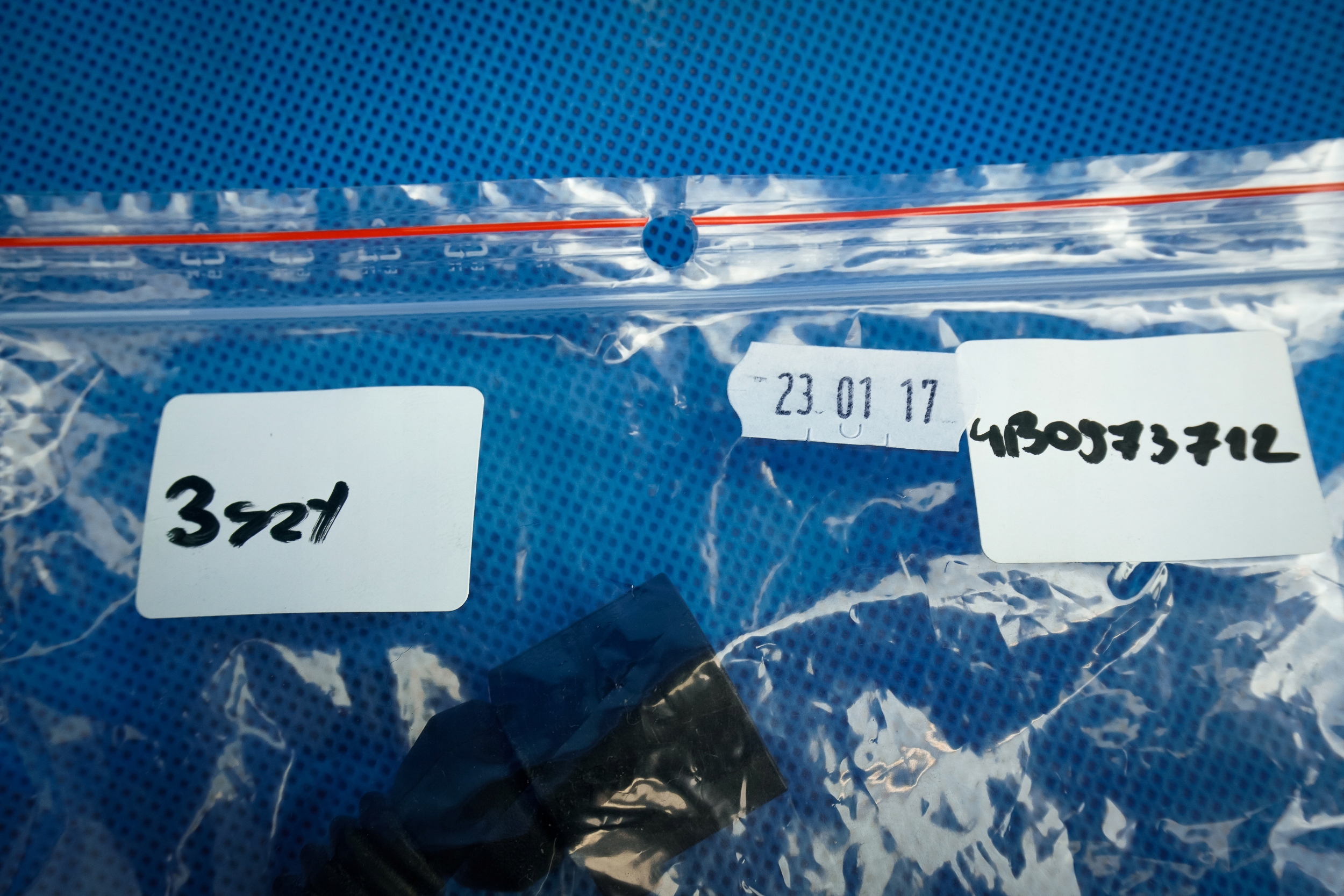 Wtyczka kostka Audi VW Seat Skoda 4B0973712 Typ samochodu Samochody osobowe