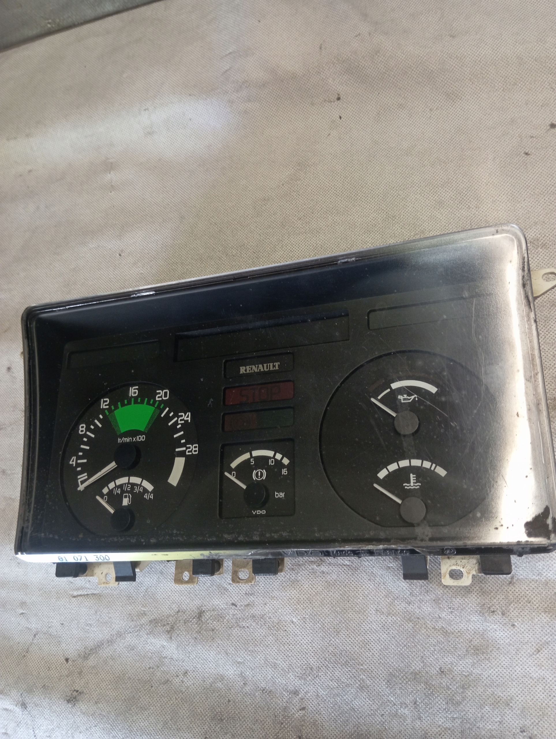 dials dials RENAULT 5010235612