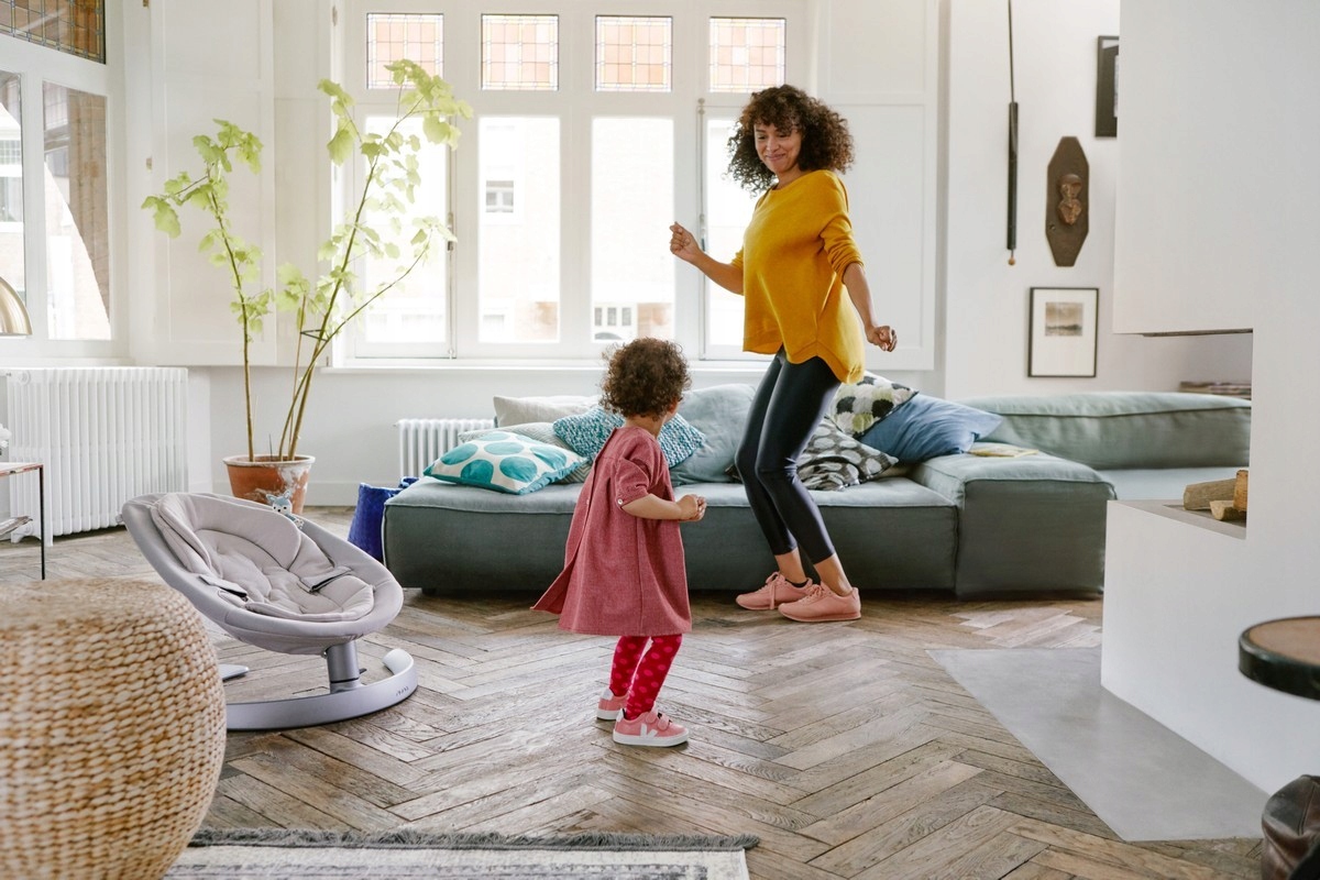 NUNA leżaczek LEAF CURV Granite KOŁYSKA EAN (GTIN) 8719743745377