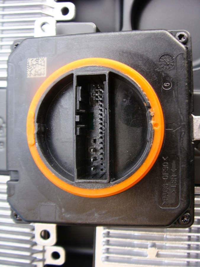 PRZETWORNICA MODUŁ LED ORYG.VW 992.941.591.BE NOWY Waga produktu z opakowaniem jednostkowym 2 kg