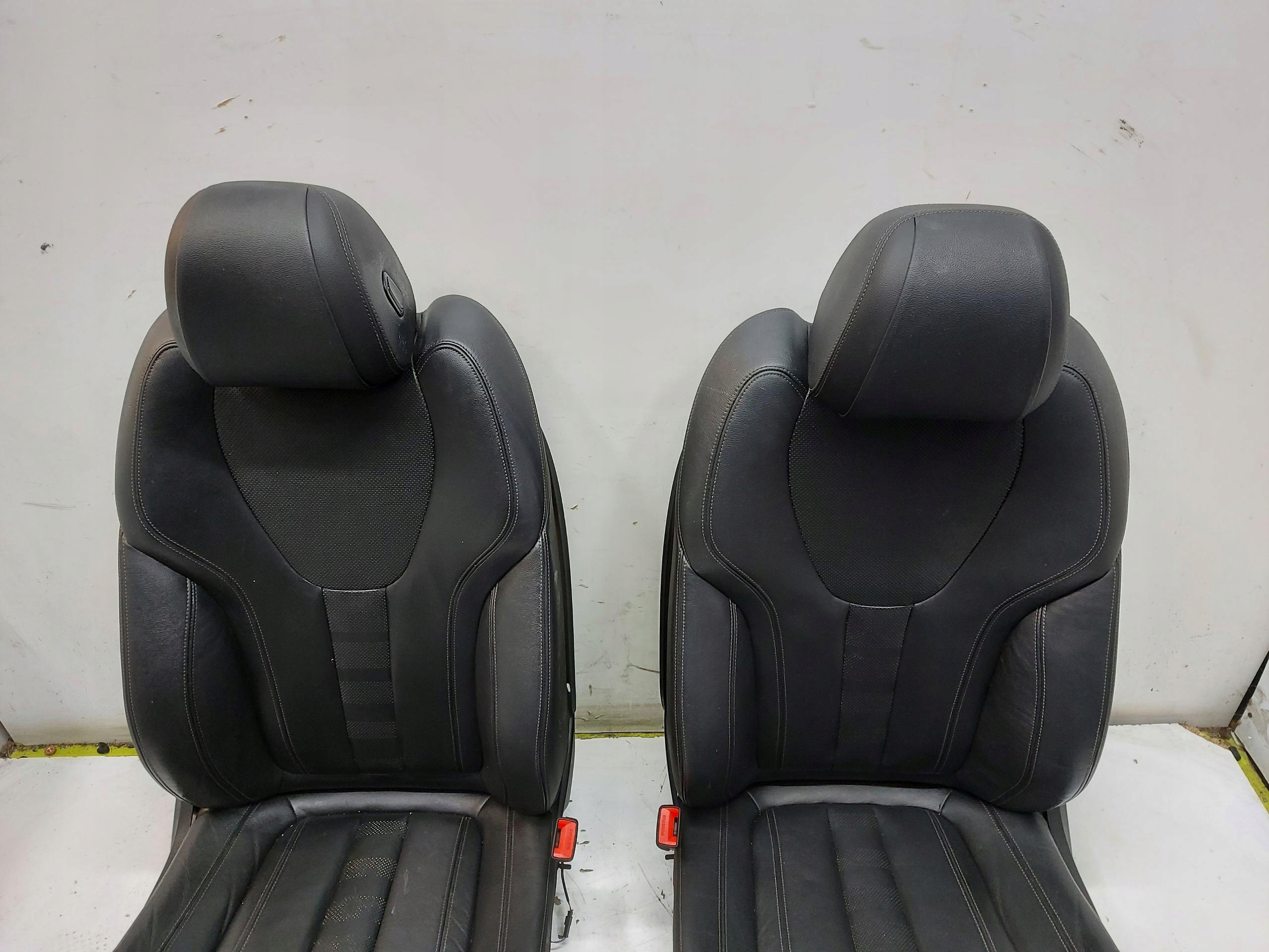 BMW G05 X5 3.0d 2019r KANAPY Sitze vorne heck