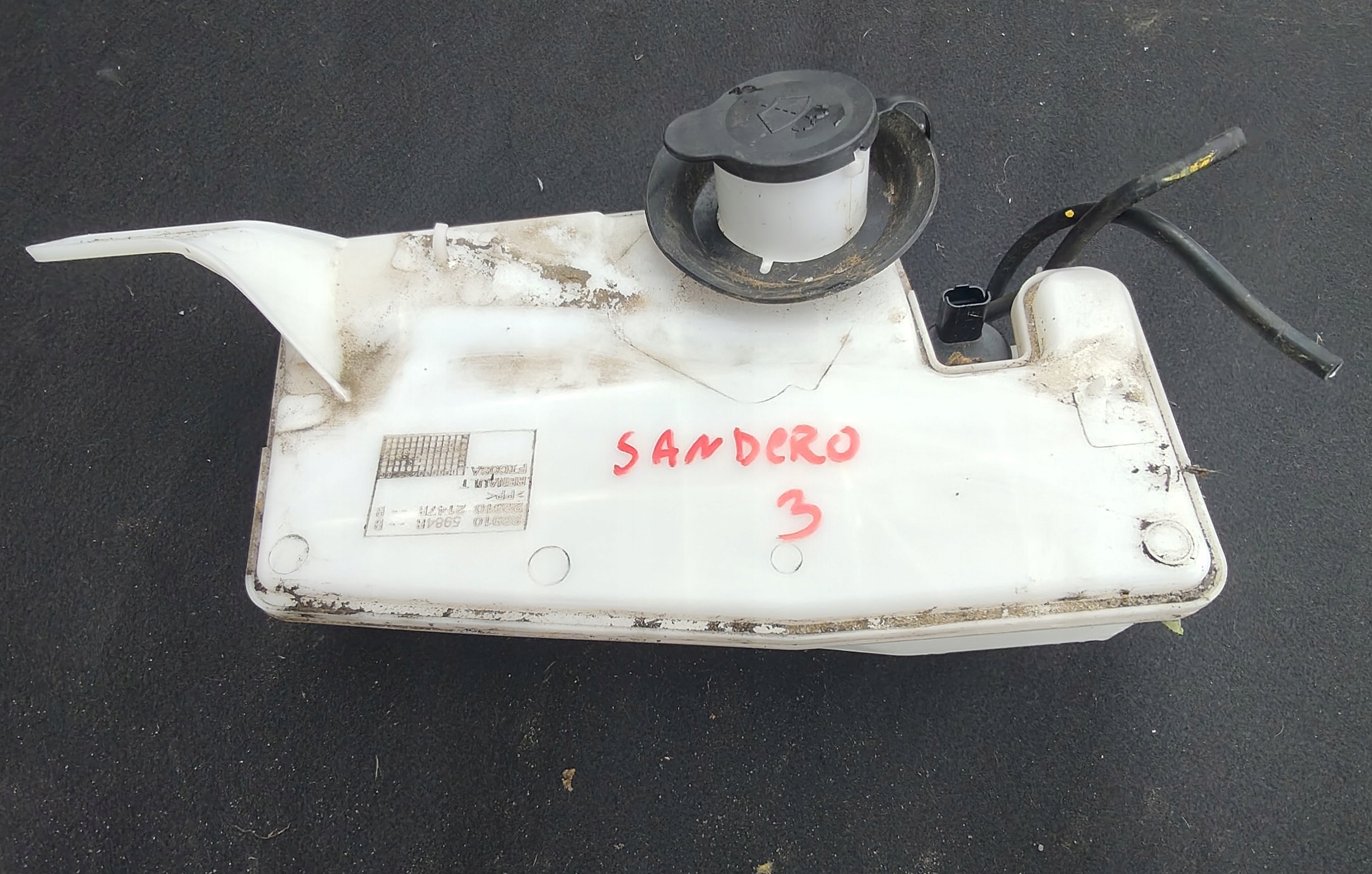 washer fluid tank DACIA SANDERO III