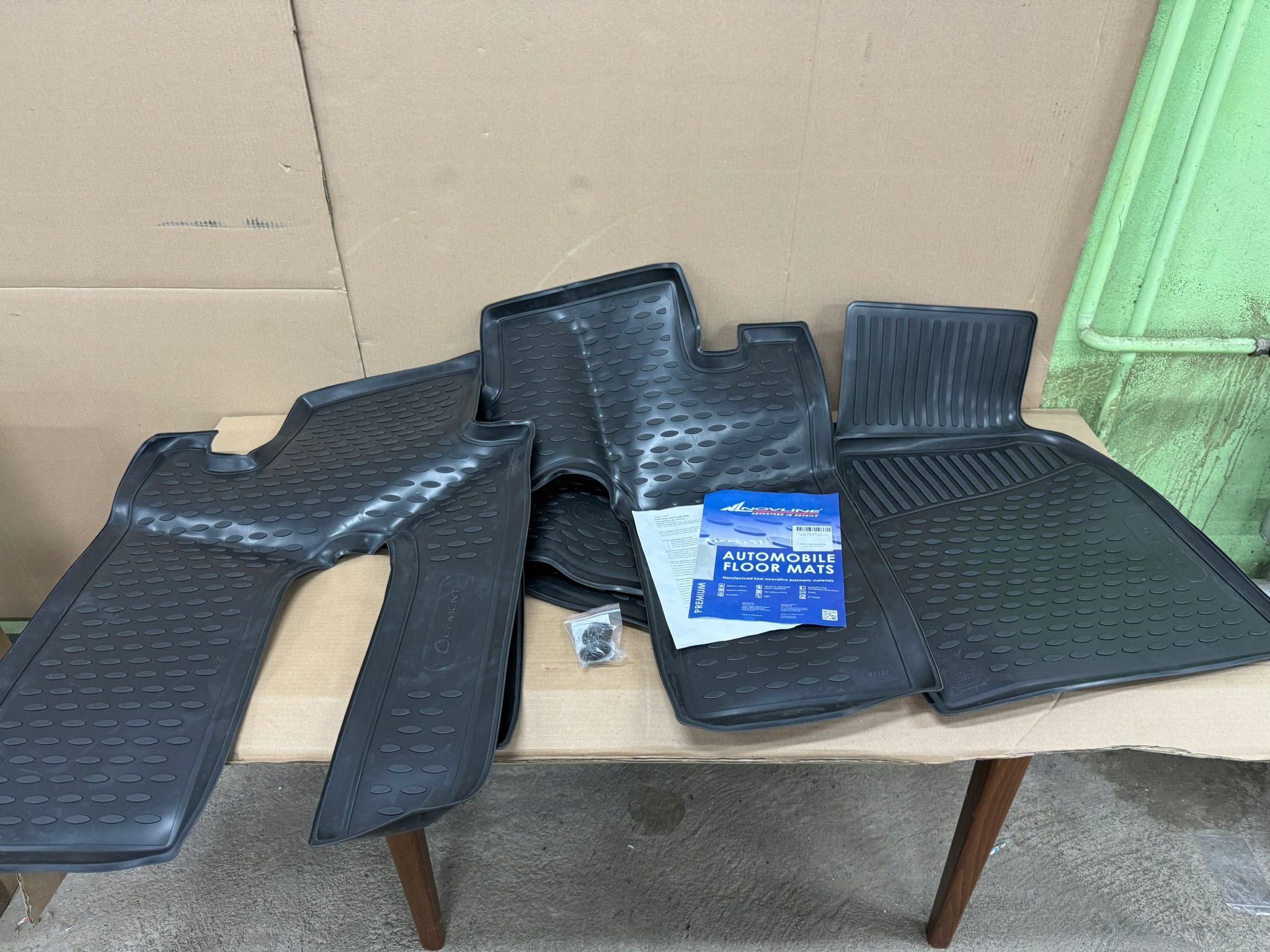 Dywaniki gumowe Tesla Model X 2015 cross EAN (GTIN) 4610031606117