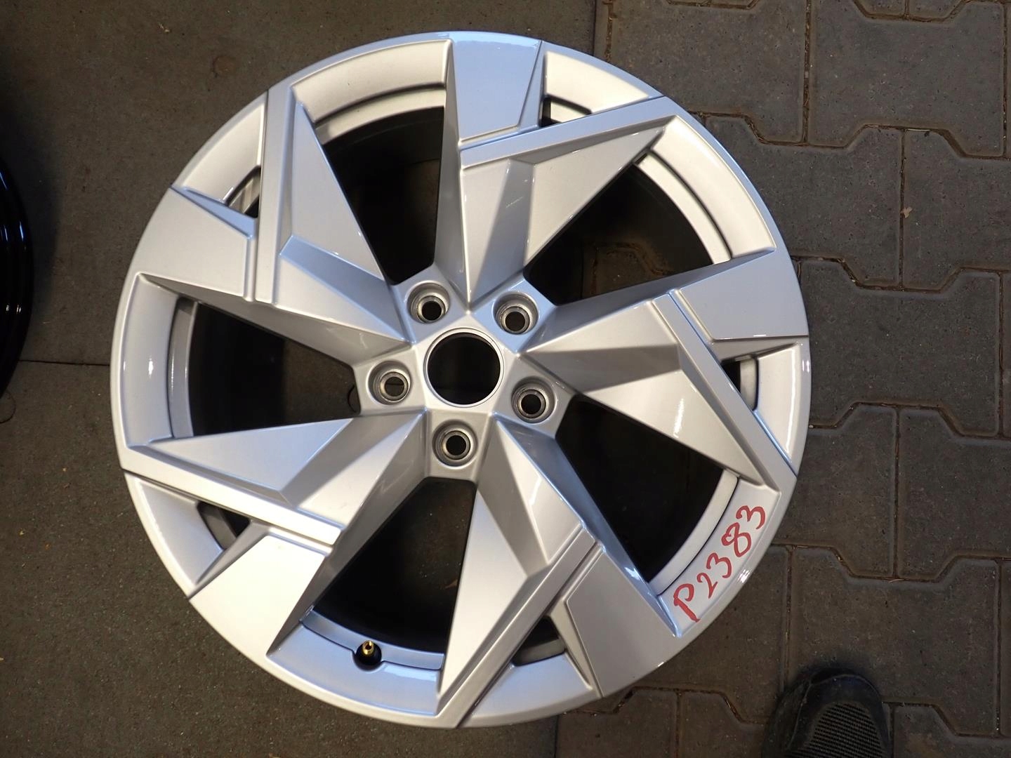 disk disk SKODA 57H 5x112 ET40 7,5J 18" 57H601025