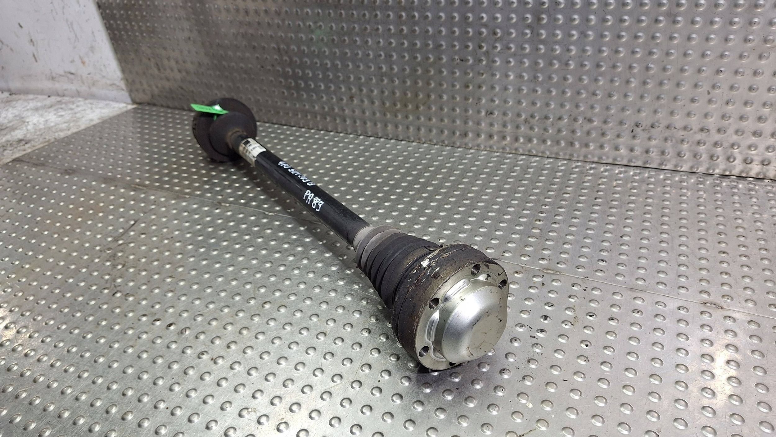 semi-axis left right rear part 4F0501203B AUDI A6 C6 3.0TDI QUATTRO