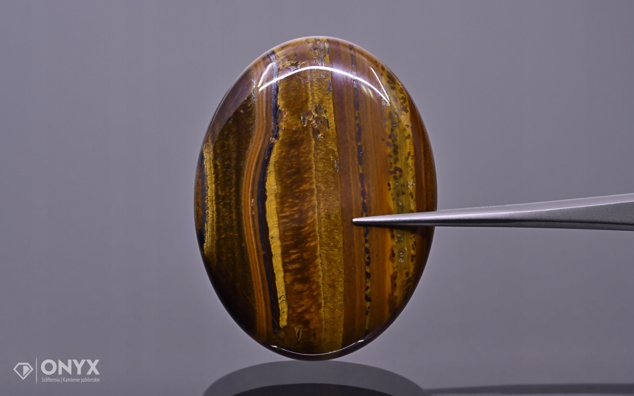 Tygří oko nízký kabošon ovál 40x30 mm