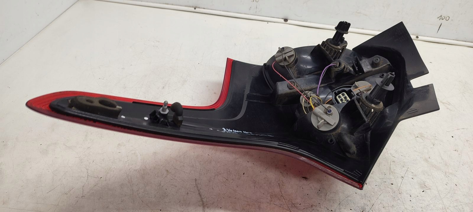 light rear part rear left Ford Focus MK3 HB