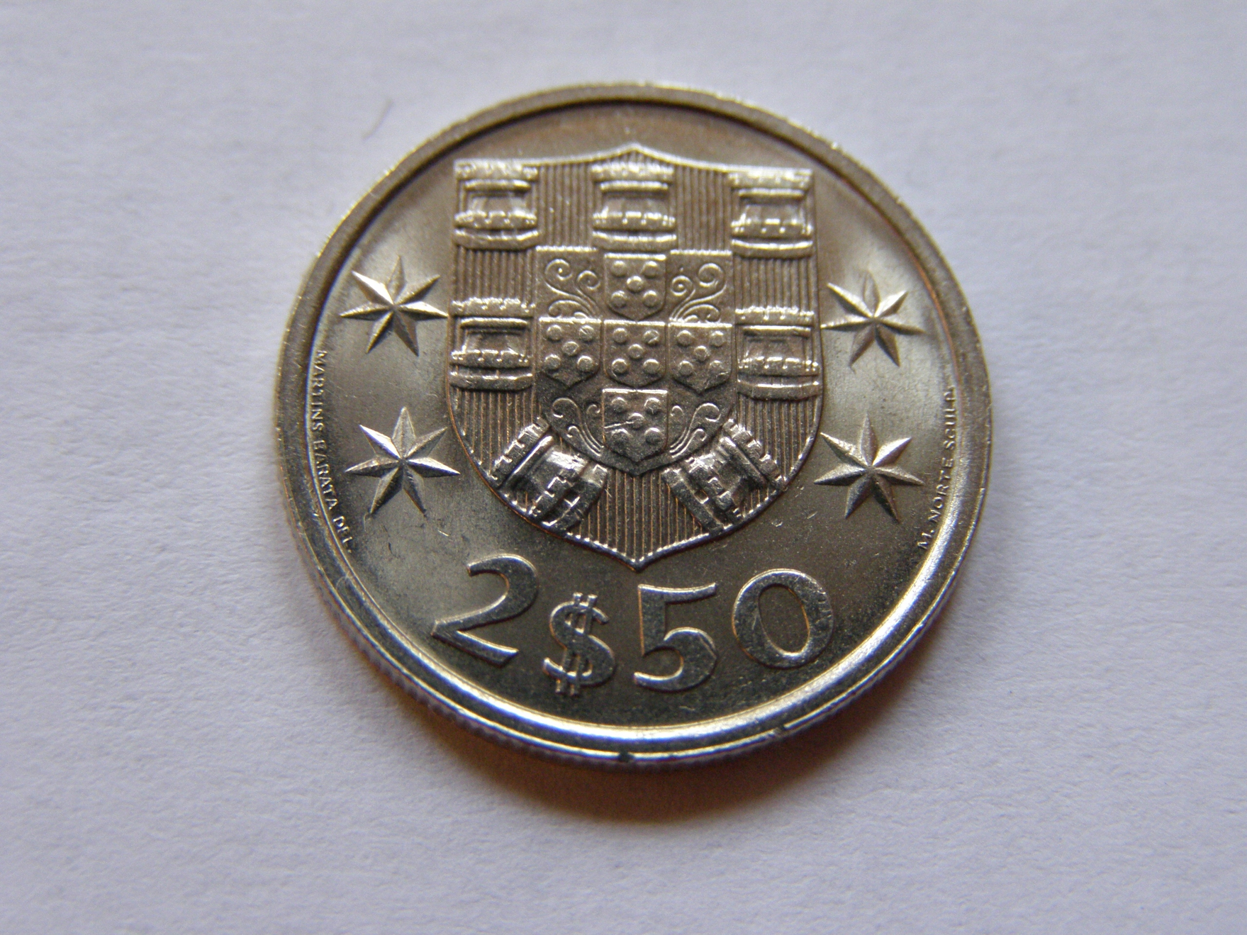 PORTUGALIA 2,5 ESCUDOS 1982 ROK !!!!!!!!!!!!! 1701