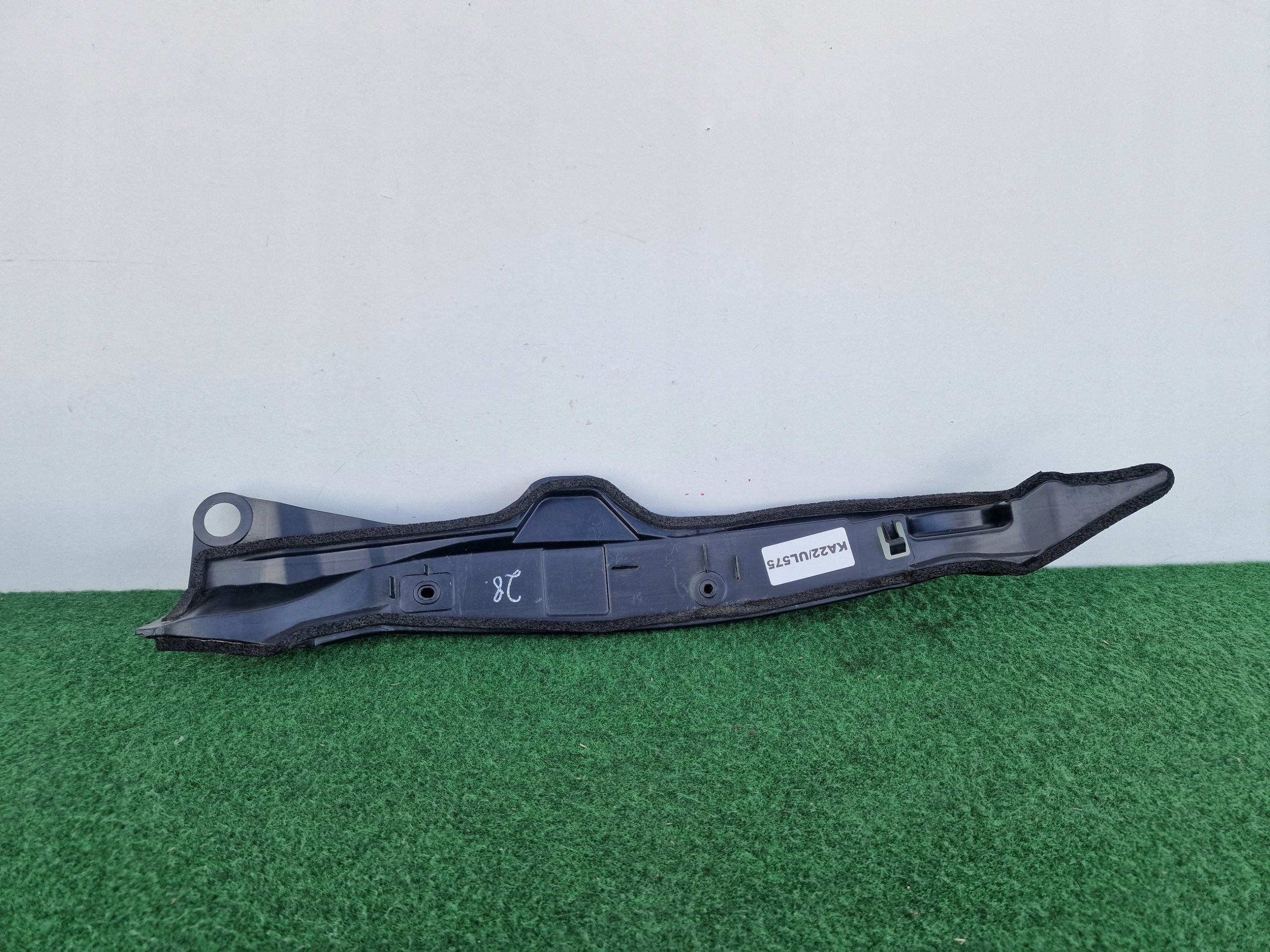 TOYOTA COROLLA E16 E18 jobb fedél sárvédöt hangszigetelő KA22/UL575