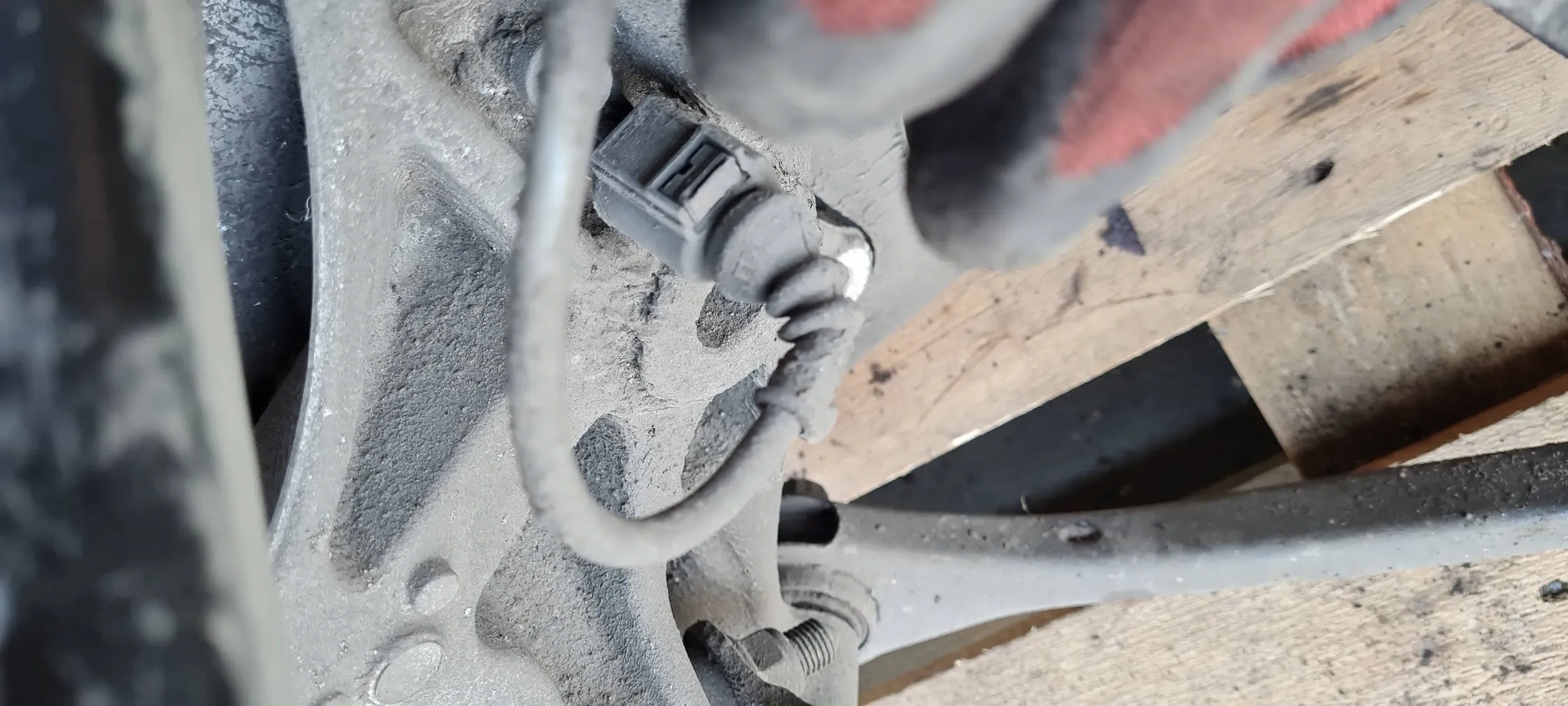 A4 B9 8W ZAROTNICA LINKS SEITE QUERLENKER QUERLENKER HECK 8W0505431T A5 8W