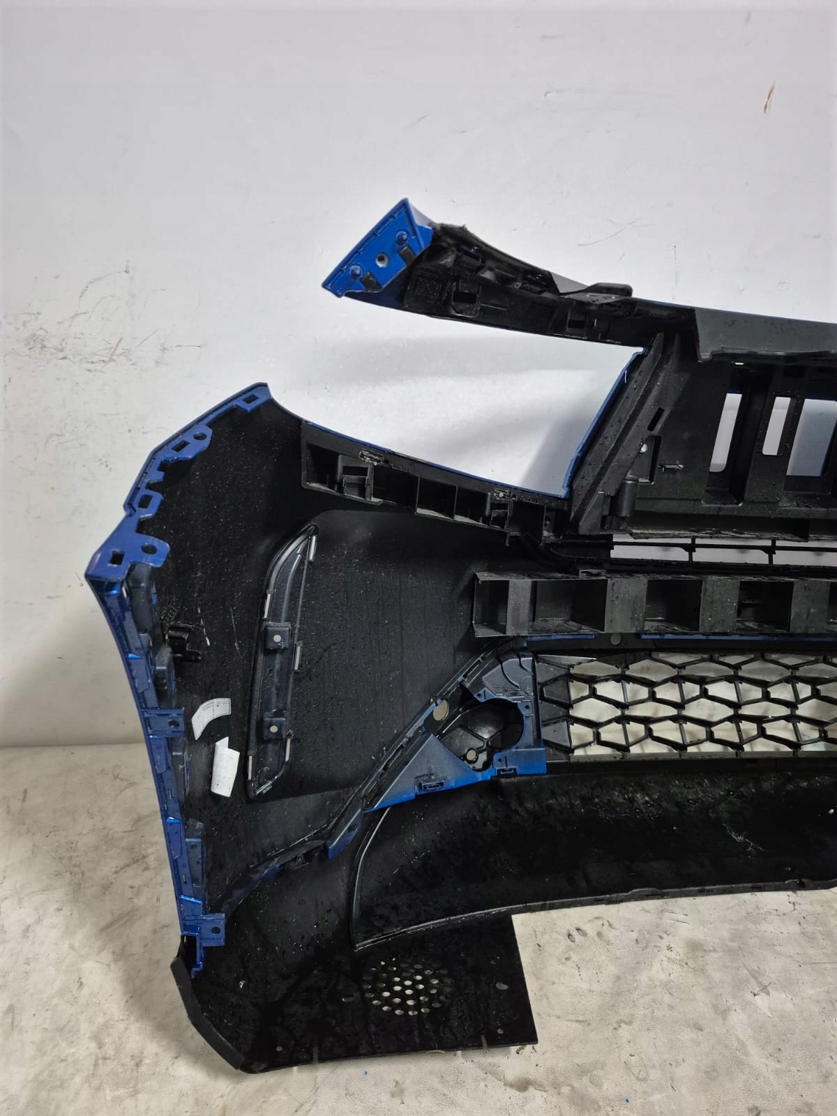 OPEL FRONTERA C 24- bumper front front PDC 9854995780