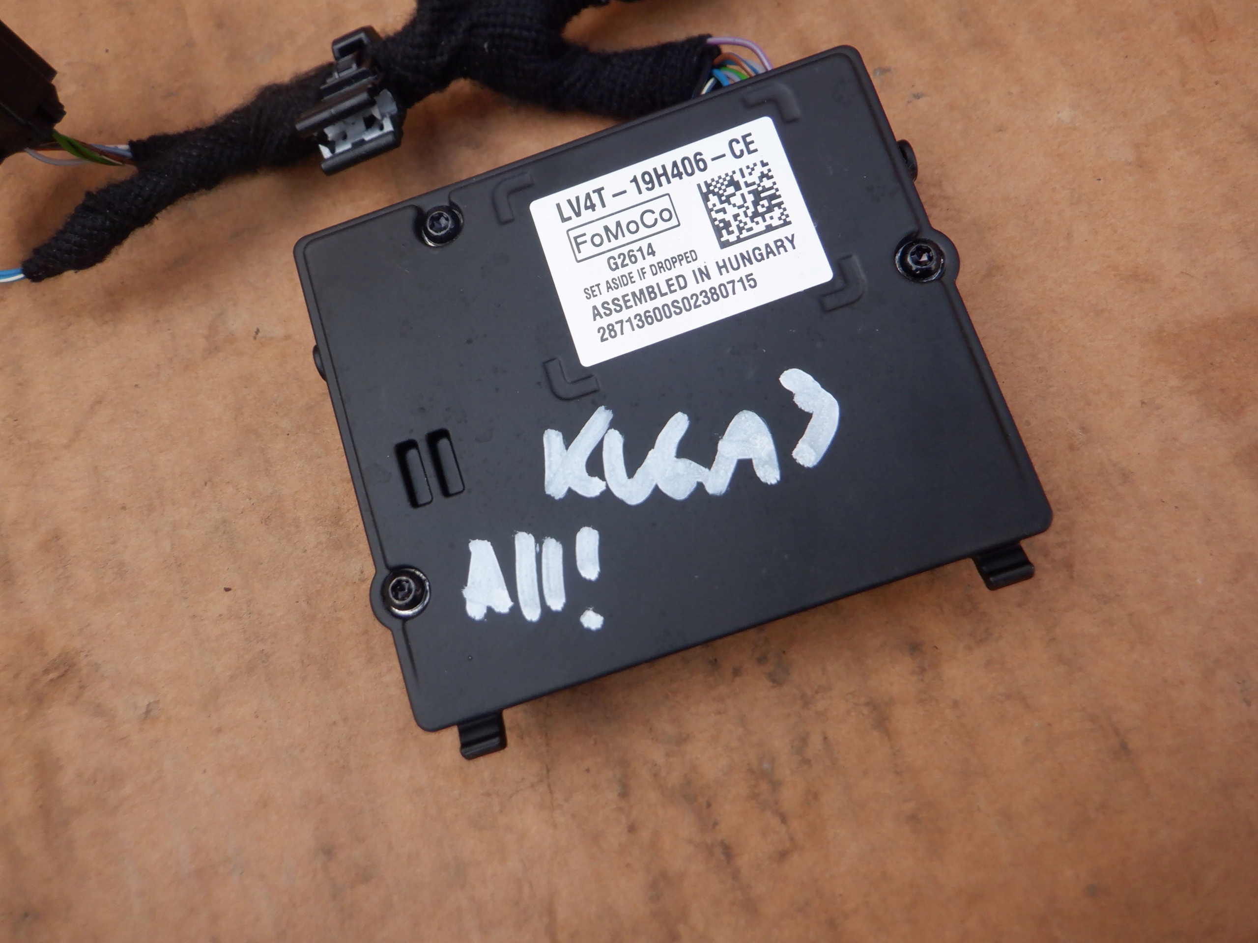 KAMERA NA SZYBE FORD KUGA MK3 ST LINE Part number LV4T 19H406 CE