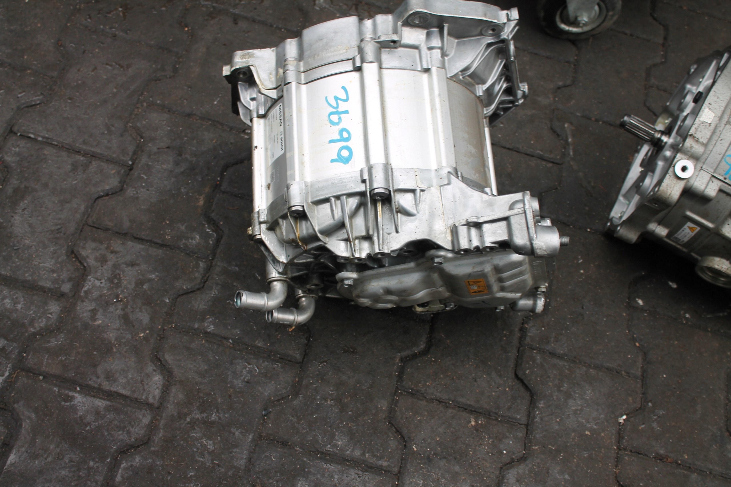 3699. engine electrical NISSAN QASHQAI 290A06UM0A