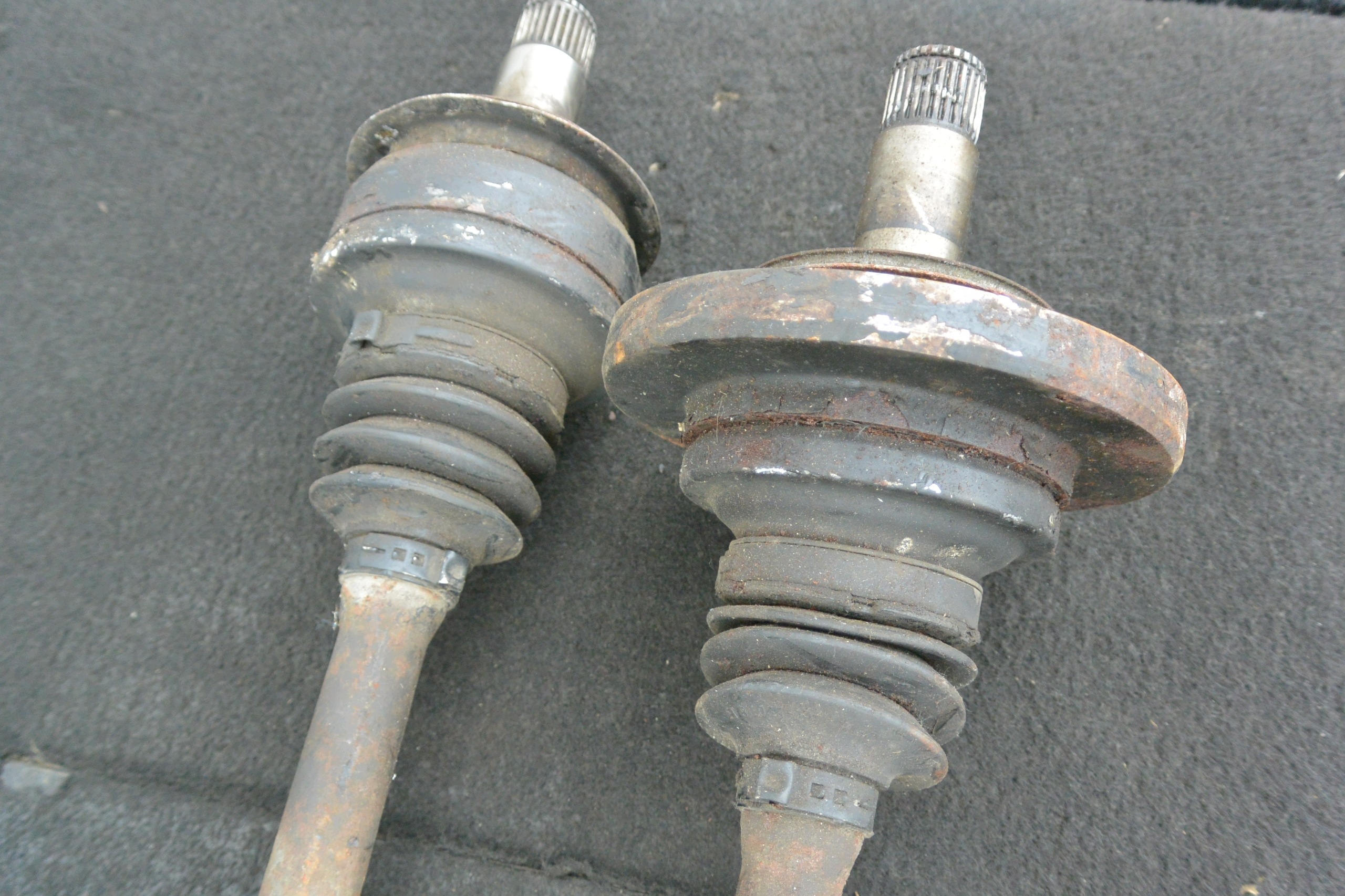 semi-axis rear part right left MANUAL MERCEDES-BENZ E-class W211 2.2 CDI OM646 KPL