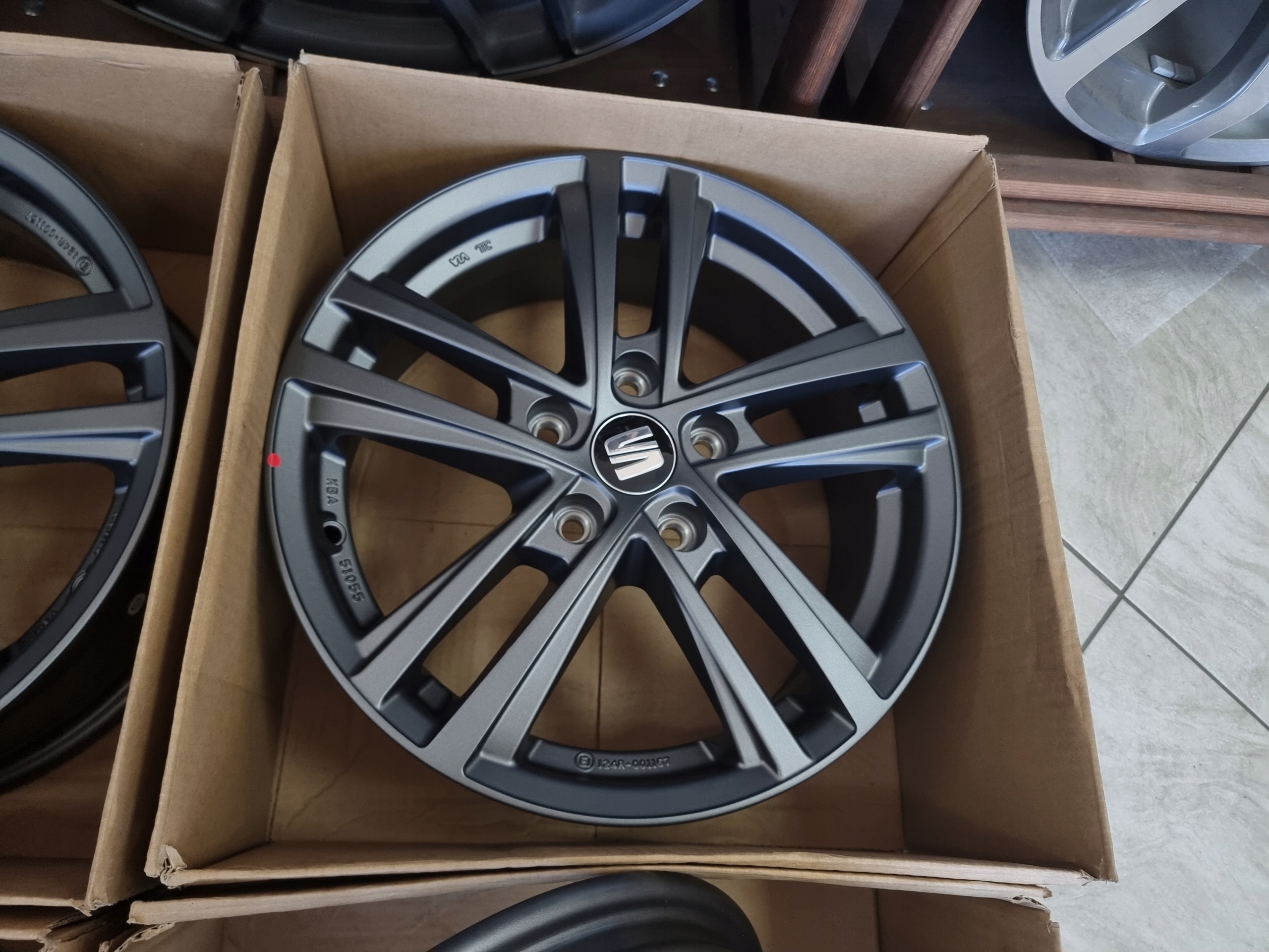 NOWE FELGI ALUMINIOWE Seat Leon Ateca VW T-Roc Skoda Karoq Octavia 16 CALI Średnica felgi 16