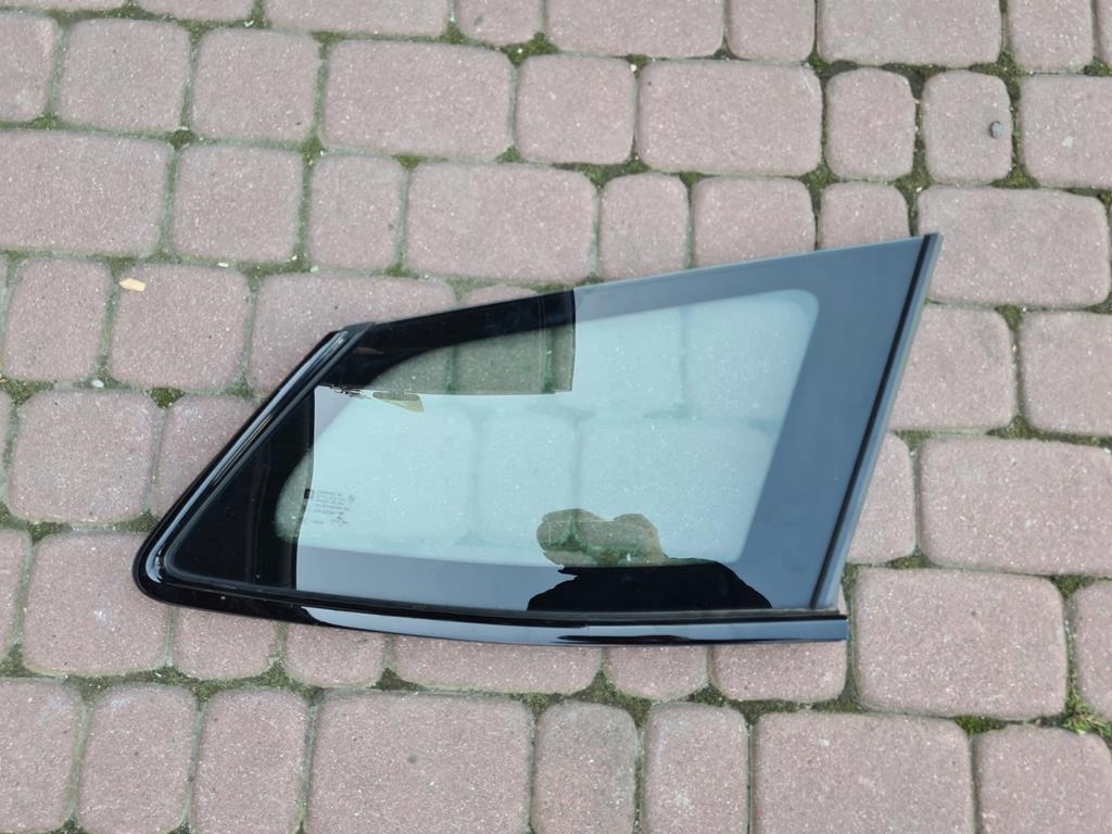 ABLAK far hátso kombi jasna Opel Insignia B 2017r
