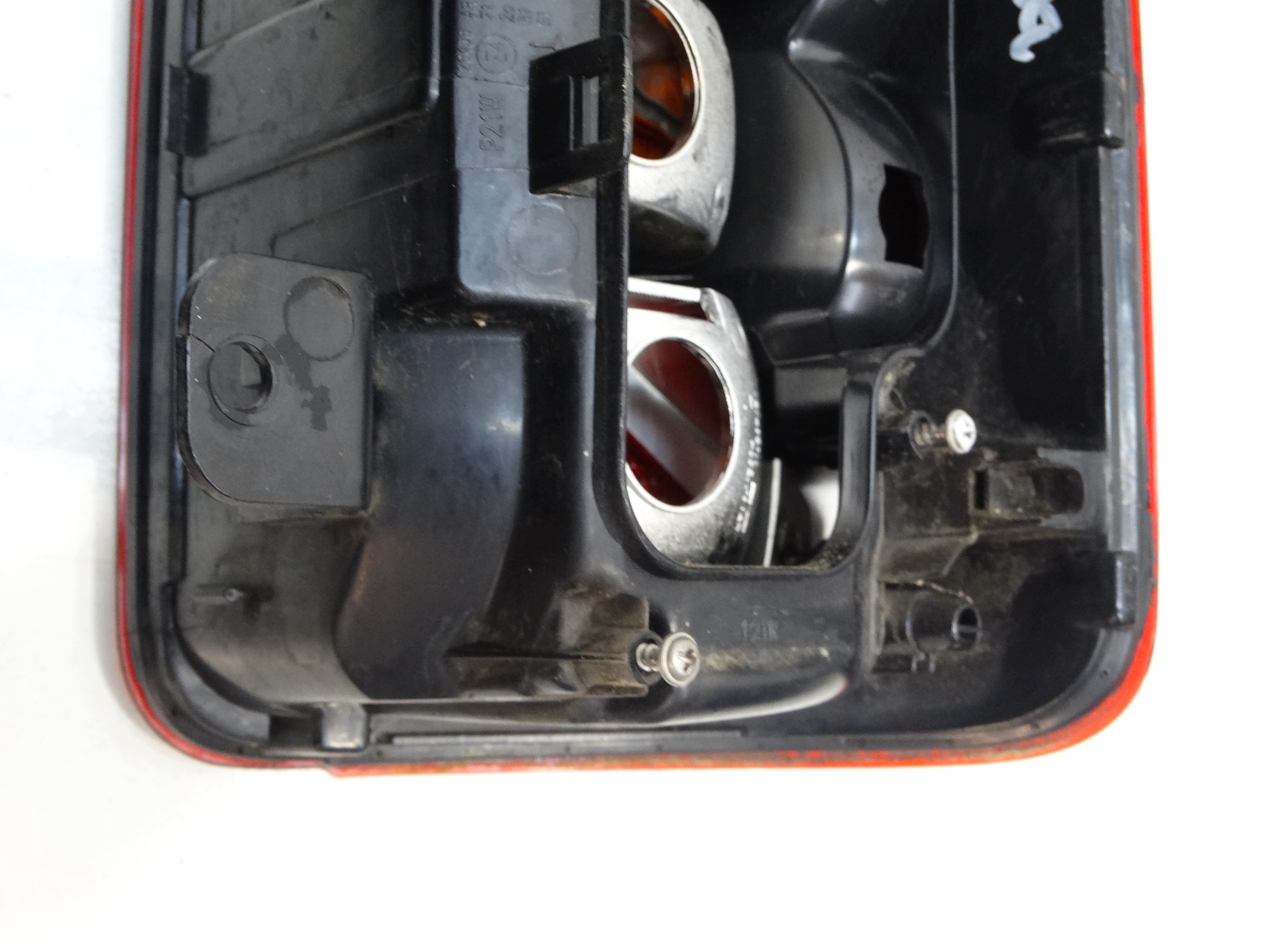 light left rear VOLKSWAGEN CADDY IV LIFT 15-20R. TYC 11-C974B