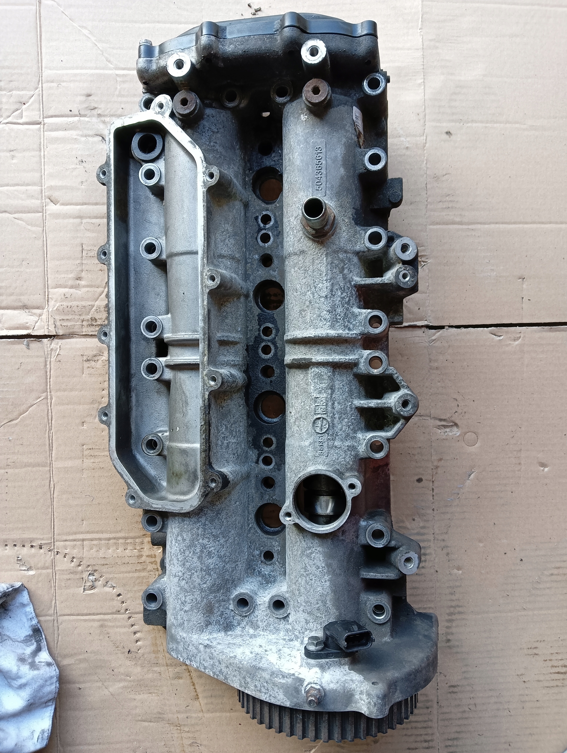 POKRYWA GŁOWICY Z WAŁKAMI FIAT DUCATO 2.3 jtd| 504365613