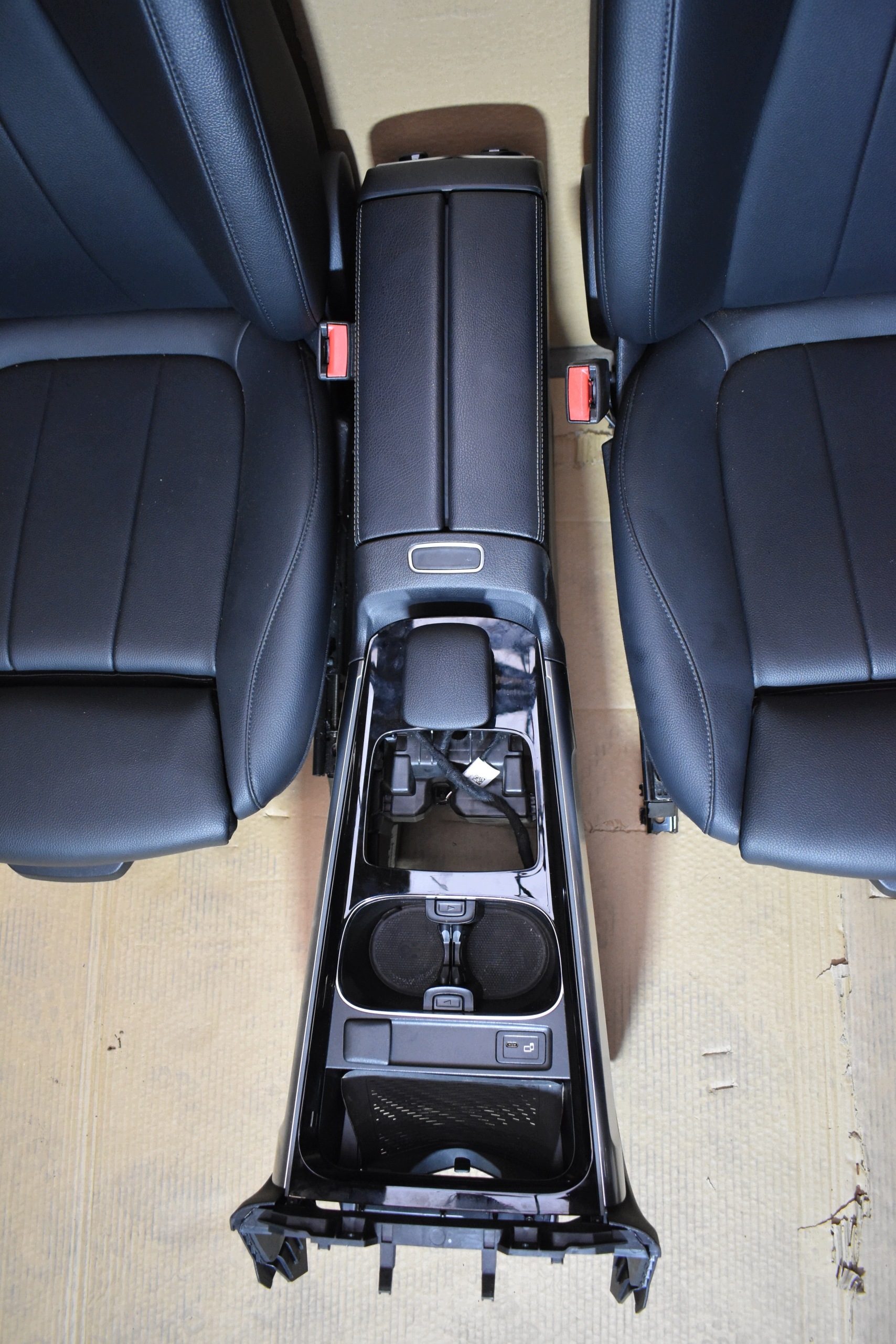 seats KPL. + MODULY GRZANE / electrics AMBIENTE MERCEDES GLB X247 W247 1