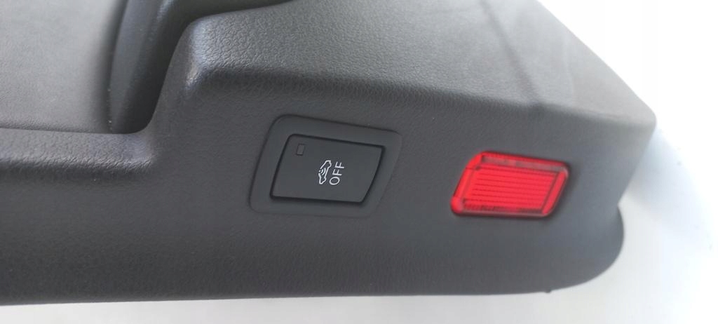 дверные карты передний левый 4G1867021A Audi A6 C7 4G