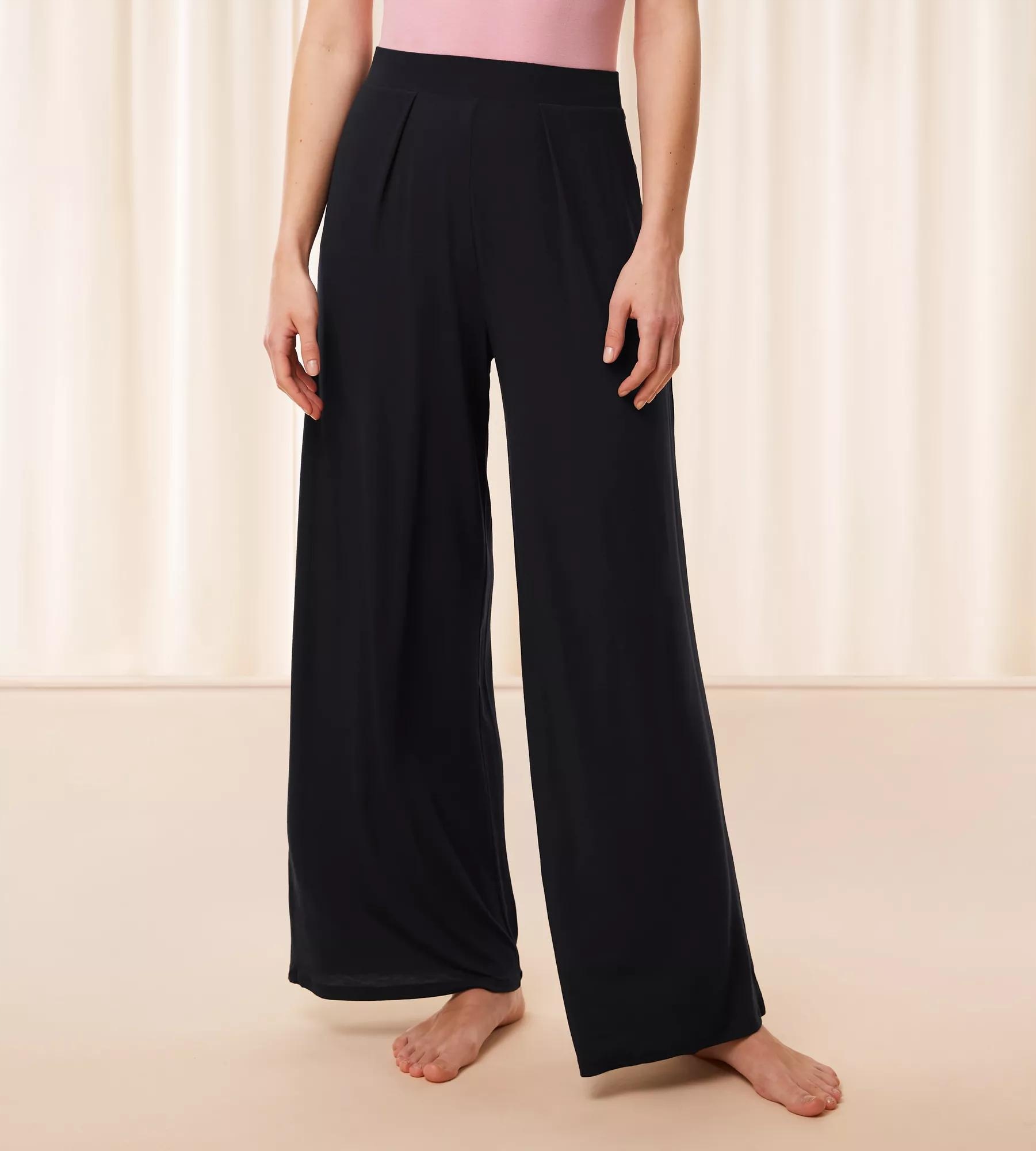 Triumph dámské kalhoty Aura Spotlight Trousers 40