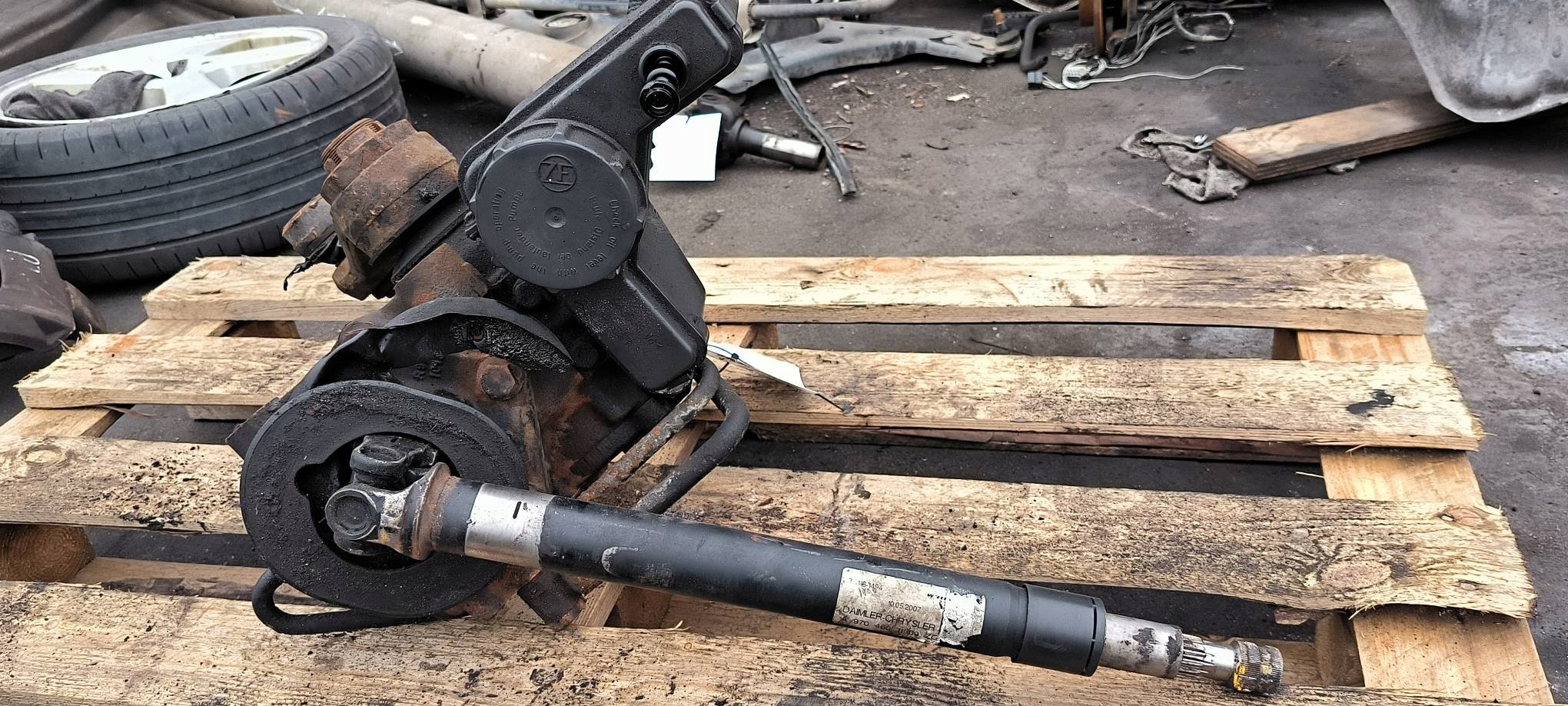 steering wheel rod A9704601109 A9704610601 DAIMLERCHRYSLER ATEGO 824